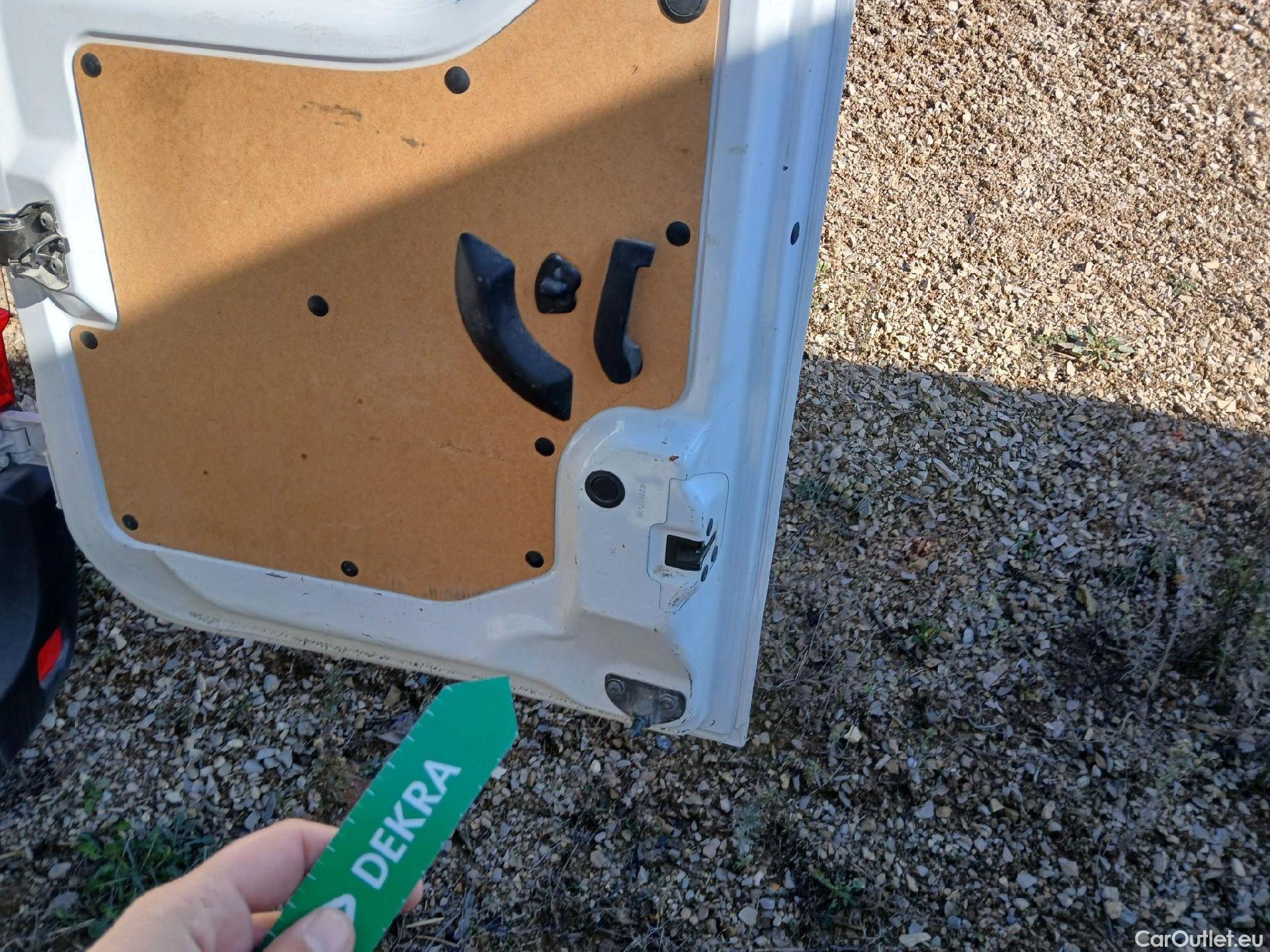  Opel  Movano OPEL  / 2019 / 4P / furgón 2.3 CDTI 99kW (135CV) L2 H2 F 3.5t (AC) #8