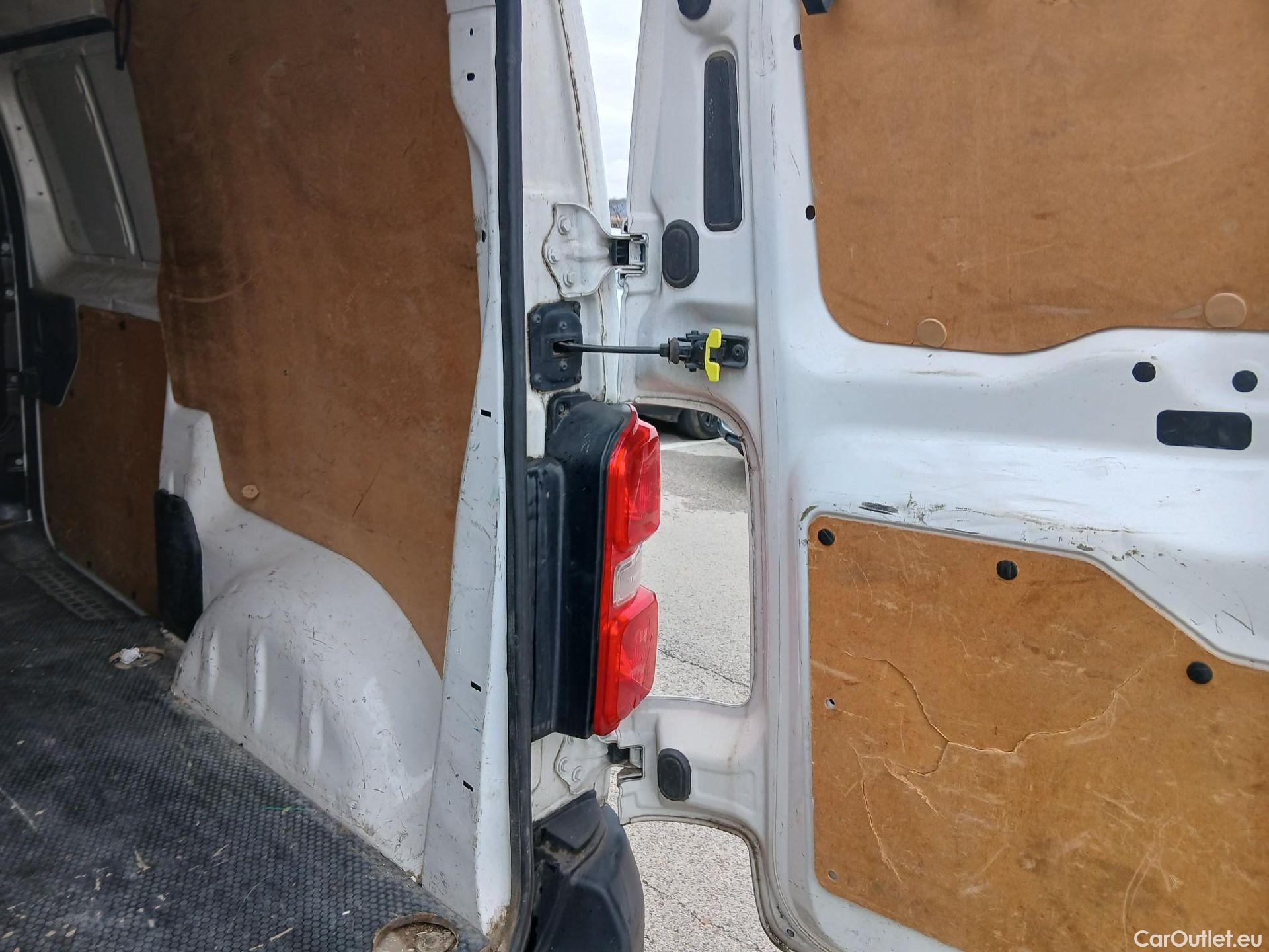  Citroen  Jumpy CITROEN  VU 4P 3G FURGÓN Talla M BlueHDi 85KW (115CV) 6v Confort #2