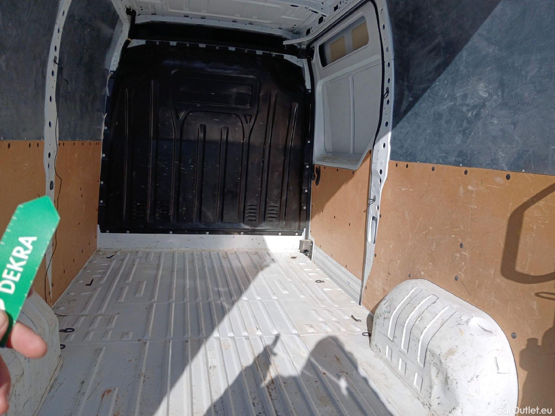  Opel  Movano OPEL  / 2019 / 4P / furgón 2.3 CDTI 99kW (135CV) L2 H2 F 3.5t (AC) #7