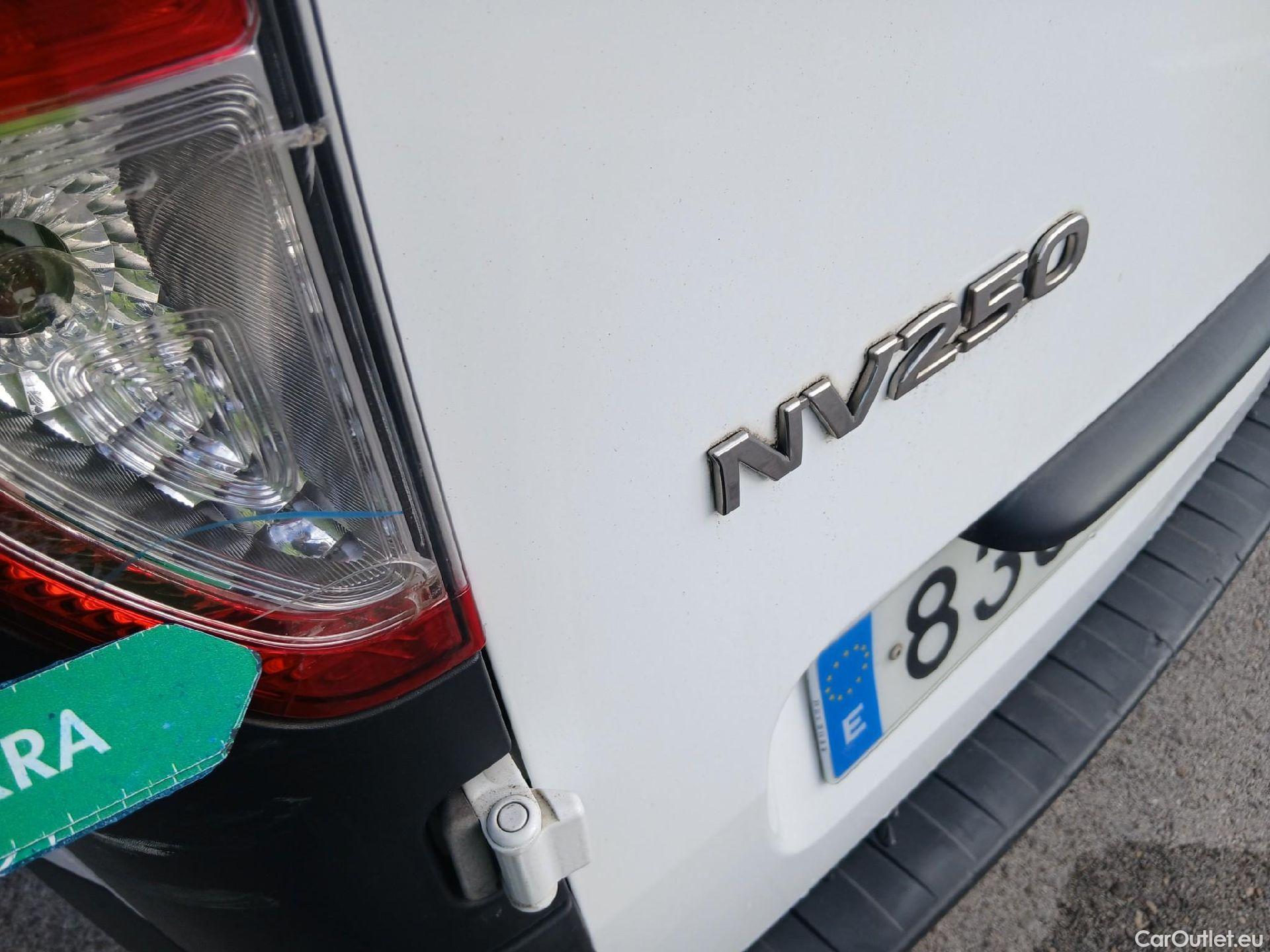  Nissan  NV200 NISSAN NV250 / 2019 / 4P / furgón 2pl 1.5dCi 59 kW (80 CV) L1H1 ÓPTIMA #20