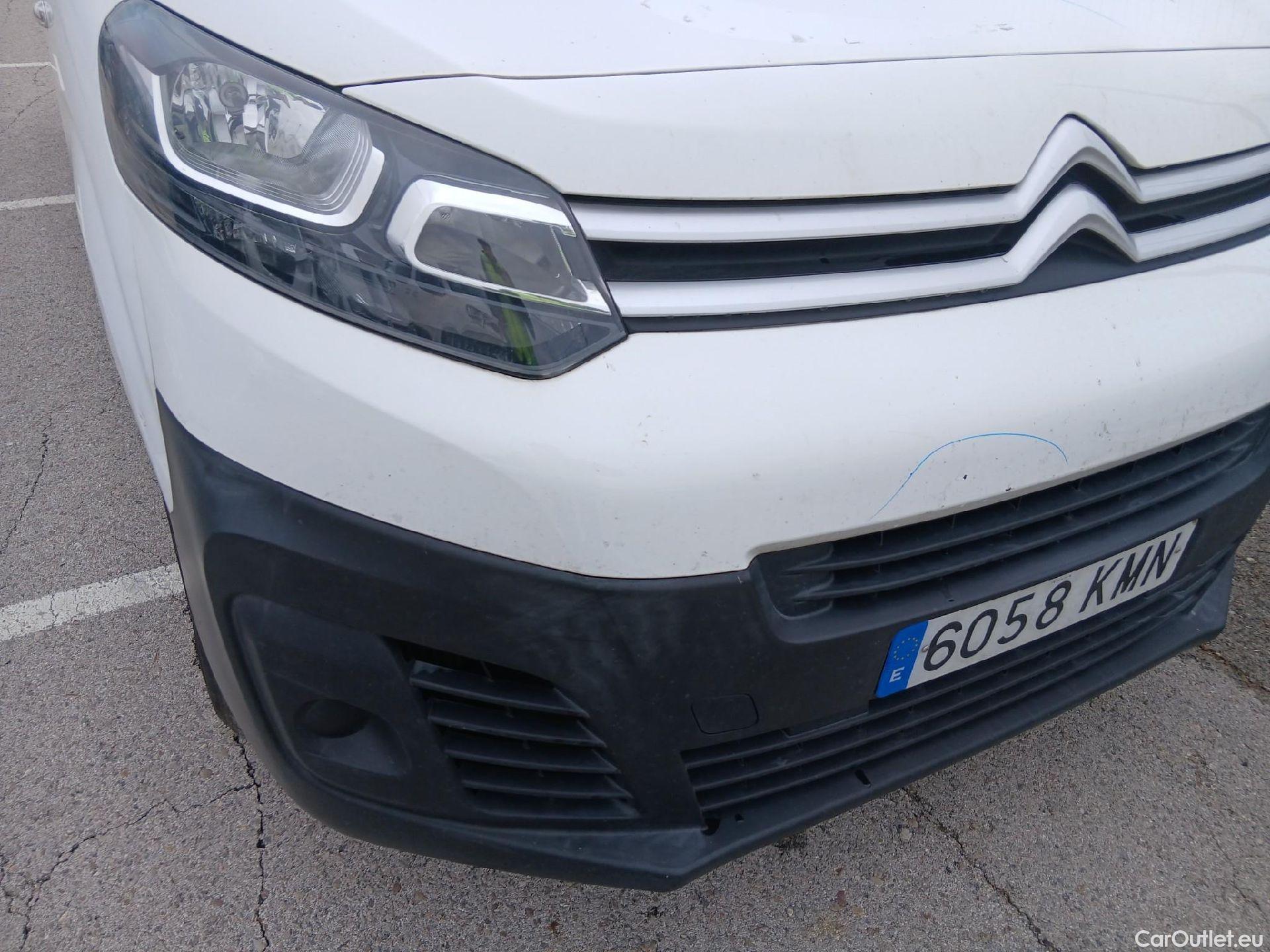  Citroen  Jumpy CITROEN  VU 4P 3G FURGÓN Talla M BlueHDi 85KW (115CV) 6v Confort #18