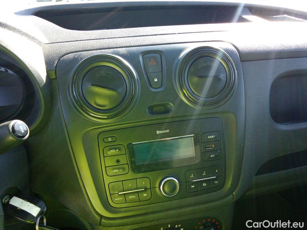  Dacia  Dokker DACIA  / 2013 / 4P / furgón derivado de turismo Essential 1.6 75kW (100CV) GLP #38