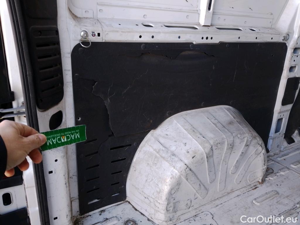  Opel  Movano OPEL  / 2021 / 4P / furgón Campaña Q2 Fgón Base L2H2 3.5T 2.2 BHDi 88kW #16