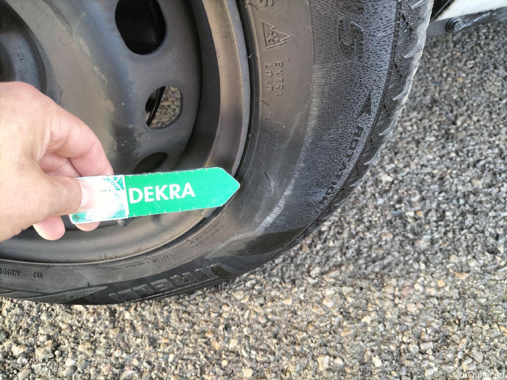  Dacia  Dokker DACIA  / 2013 / 4P / furgón derivado de turismo Van Essential 1.6 80kW (110CV) GLP #17