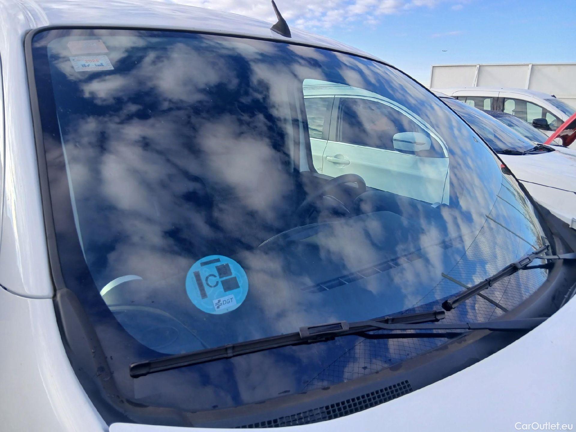  Nissan  NV200 NISSAN NV250 / 2019 / 4P / furgón 2pl 1.5dCi 59 kW (80 CV) L1H1 ÓPTIMA #8