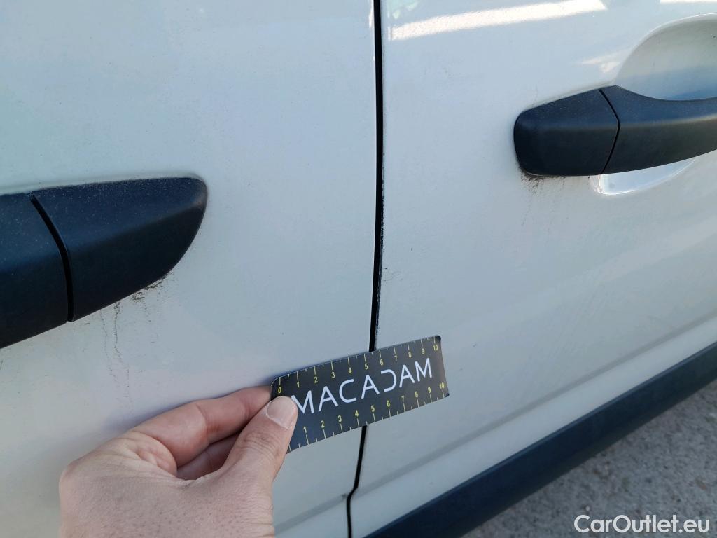  Opel  Combo OPEL  / 2018 / 3P / furgón derivado de turismo Cargo L 650kg Diesel 1.5 100HP S&S MT E6 #7