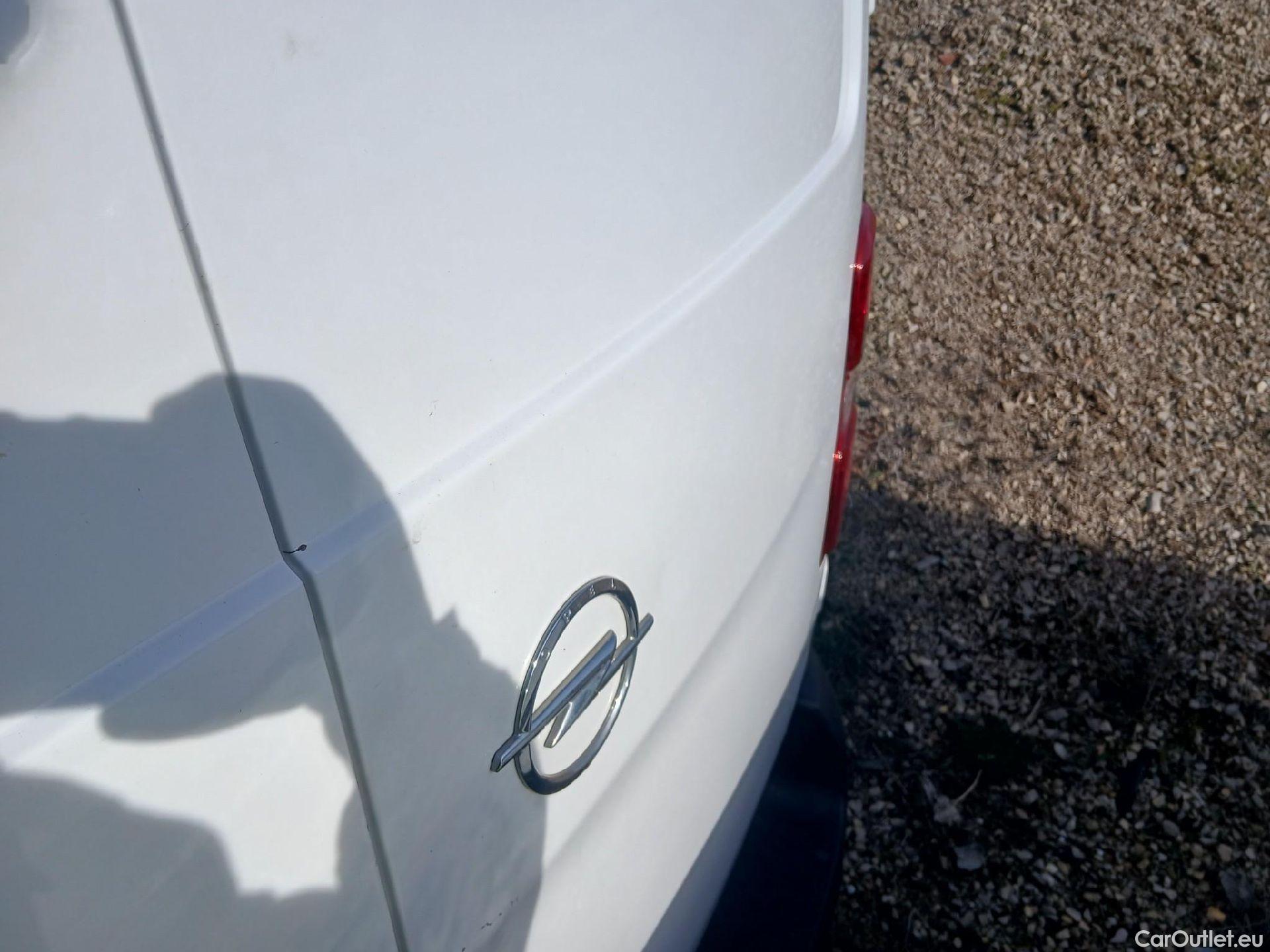  Opel  Vivaro OPEL  / 2019 / 4P / furgón 1.5 Diésel 74kW (100CV) M Std Express #16