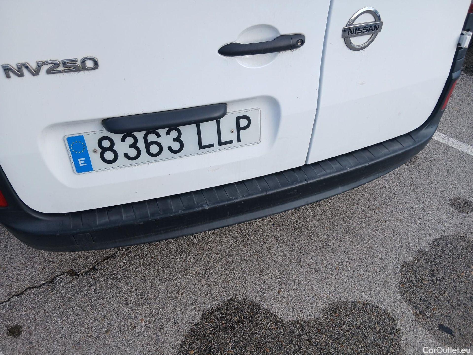  Nissan  NV200 NISSAN NV250 / 2019 / 4P / furgón 2pl 1.5dCi 59 kW (80 CV) L1H1 ÓPTIMA #26