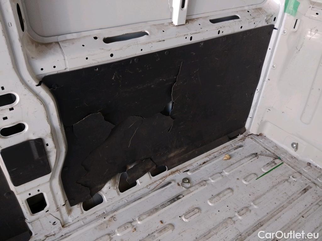  Opel  Movano OPEL  / 2021 / 4P / furgón Campaña Q2 Fgón Base L2H2 3.5T 2.2 BHDi 88kW #5