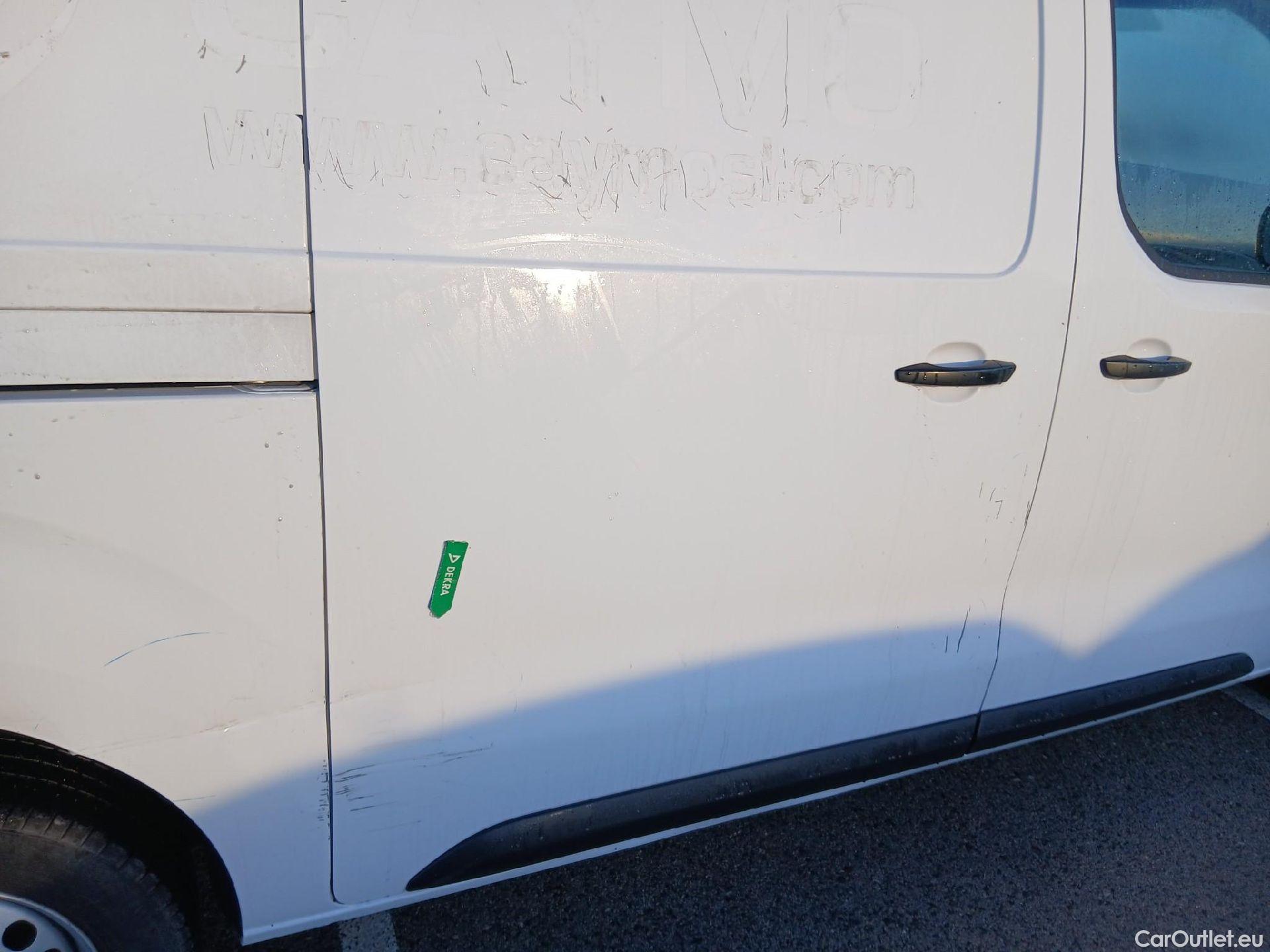  Opel  Vivaro OPEL  / 2019 / 4P / furgón 2.0 Diésel 88kW (120CV) M Inc. Select #34