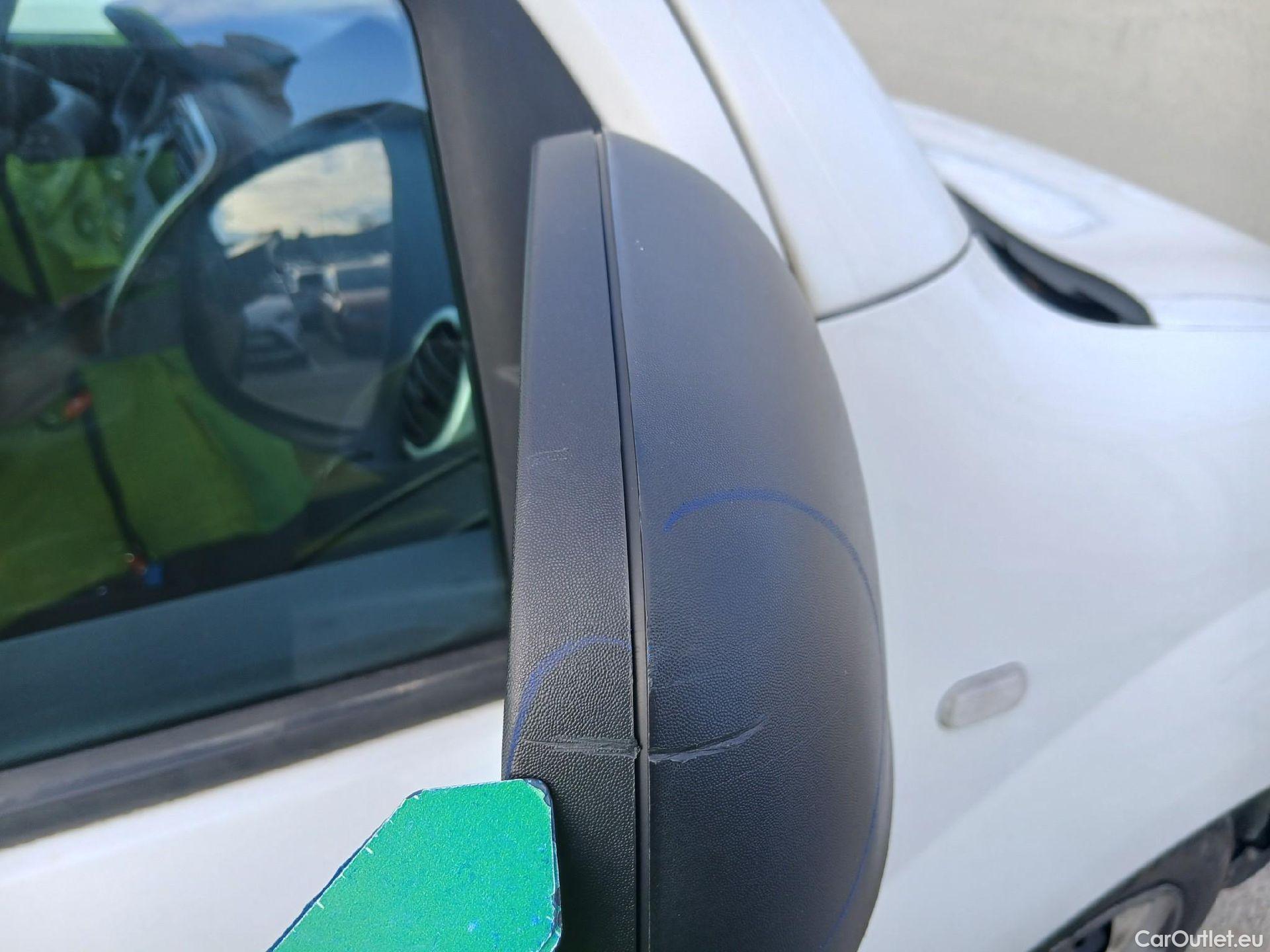  Nissan  NV200 NISSAN NV250 / 2019 / 4P / furgón 2pl 1.5dCi 59 kW (80 CV) L1H1 ÓPTIMA #36