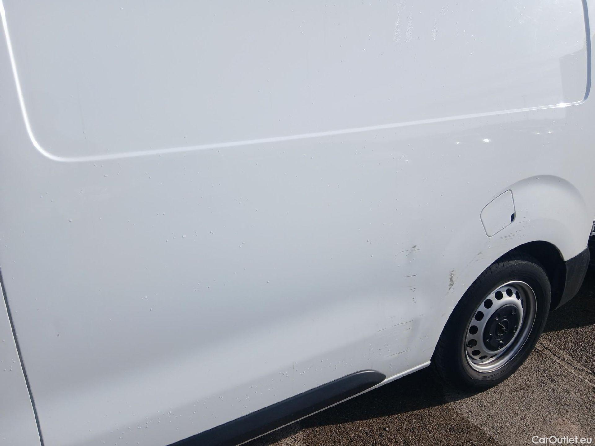  Opel  Vivaro OPEL  / 2019 / 4P / furgón 1.5 Diésel 74kW (100CV) M Std Express #9