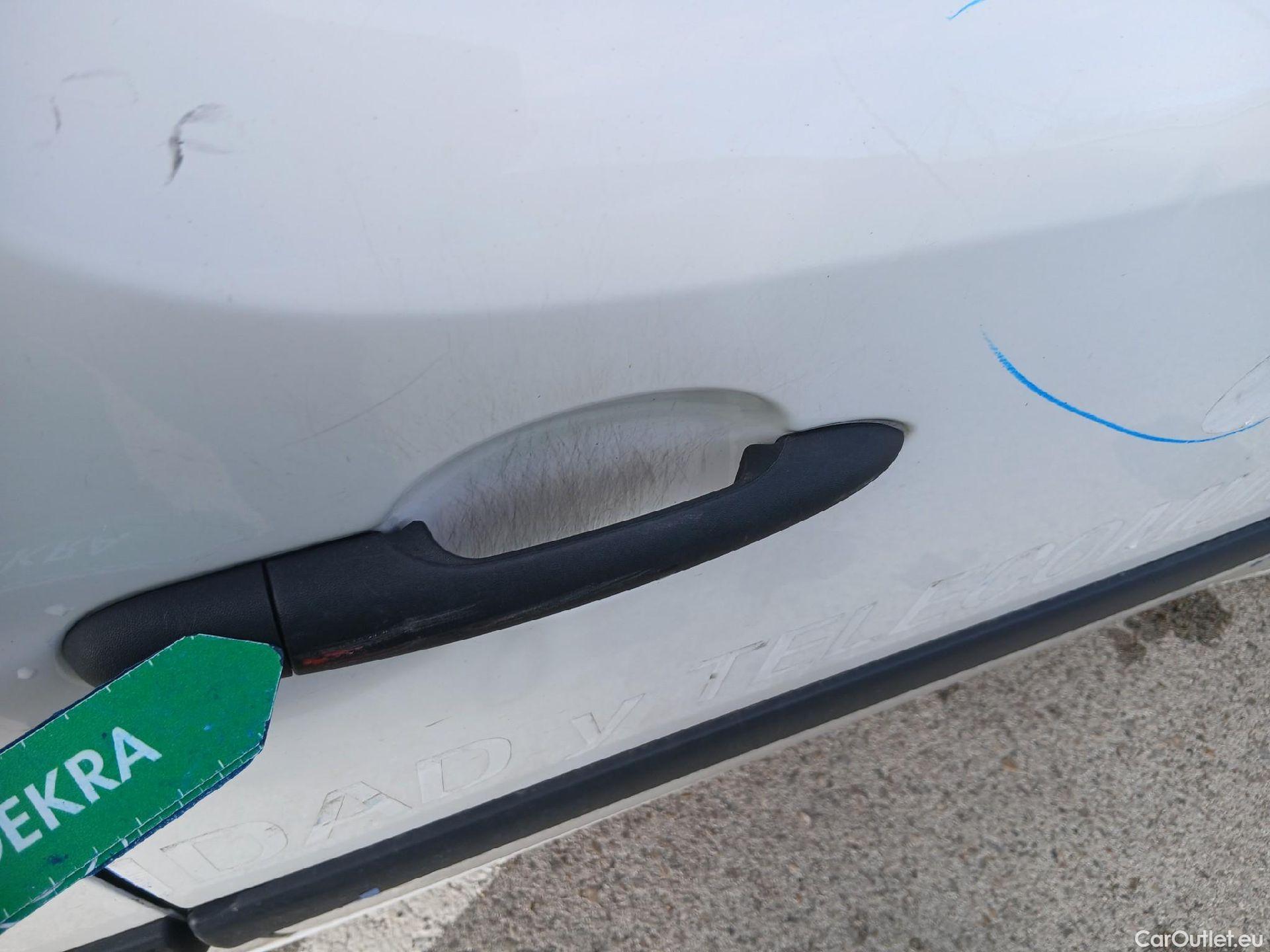  Nissan  NV200 NISSAN NV250 / 2019 / 4P / furgón 2pl 1.5dCi 59 kW (80 CV) L1H1 ÓPTIMA #44