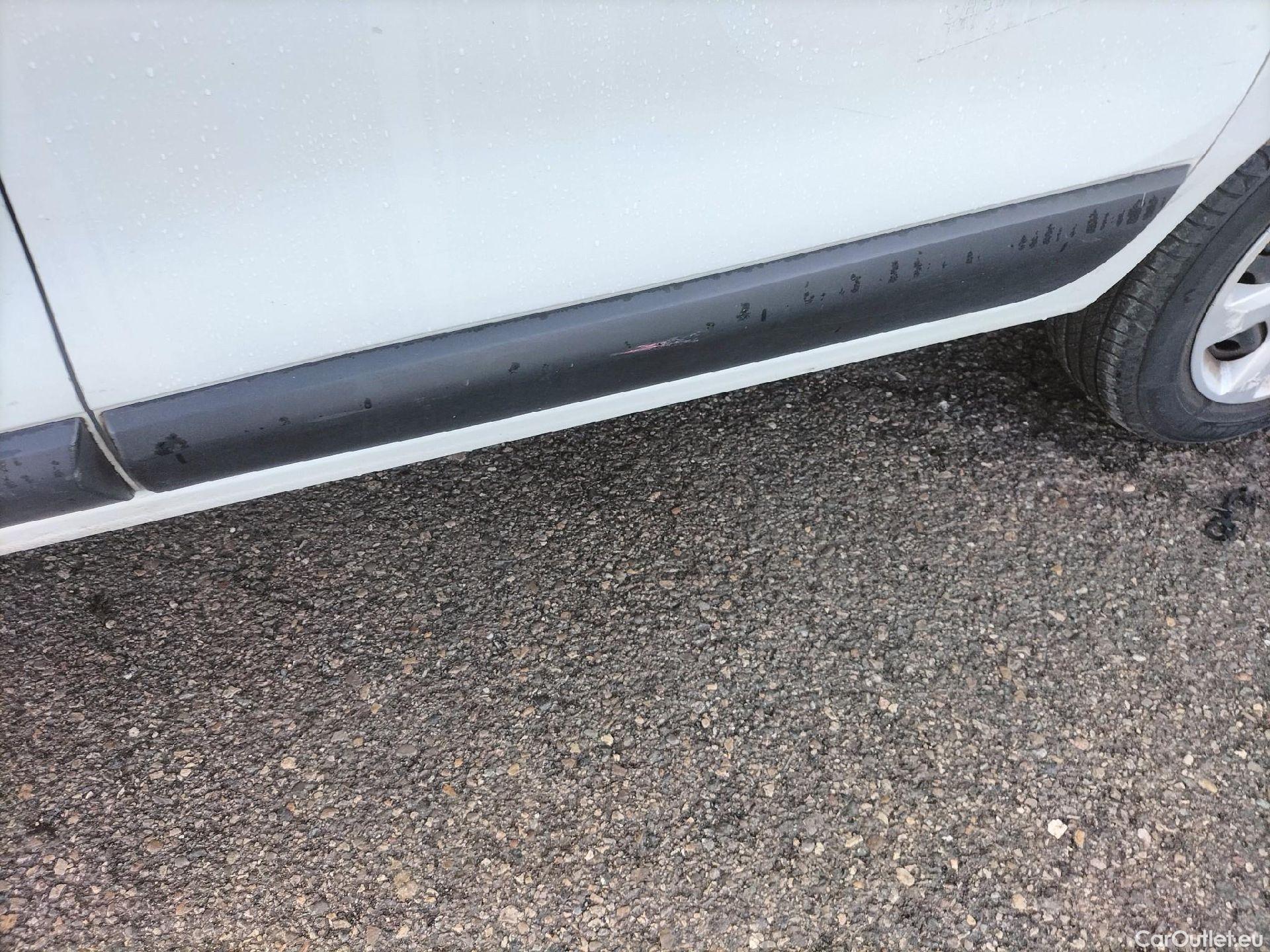  Dacia  Dokker DACIA  / 2013 / 4P / furgón derivado de turismo Van Essential 1.6 80kW (110CV) GLP #35