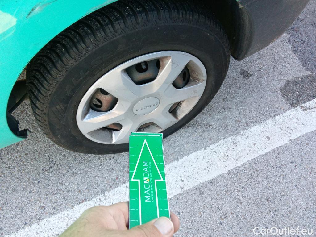  Dacia  Dokker DACIA  / 2013 / 4P / furgón derivado de turismo Essential 1.6 75kW (100CV) GLP #48