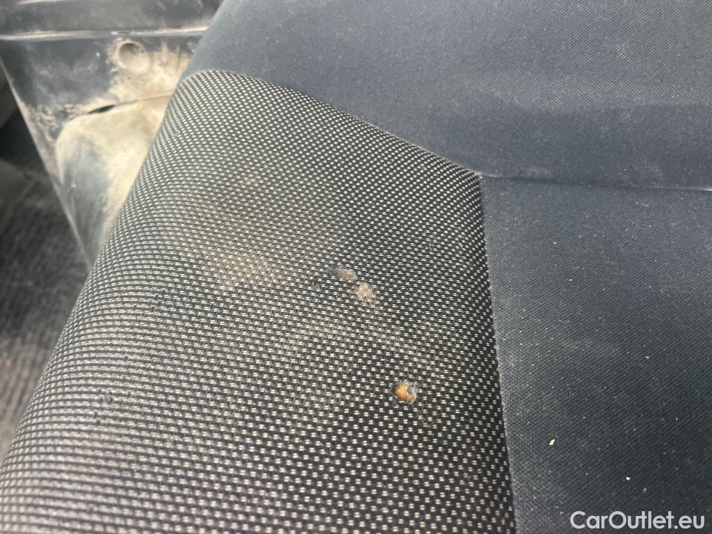  Nissan  NV400 NISSAN NT400 / 2014 / 2P / pick-up de lados abatibles 35.13/2 Básico CAL Cabina Abatible Media #39