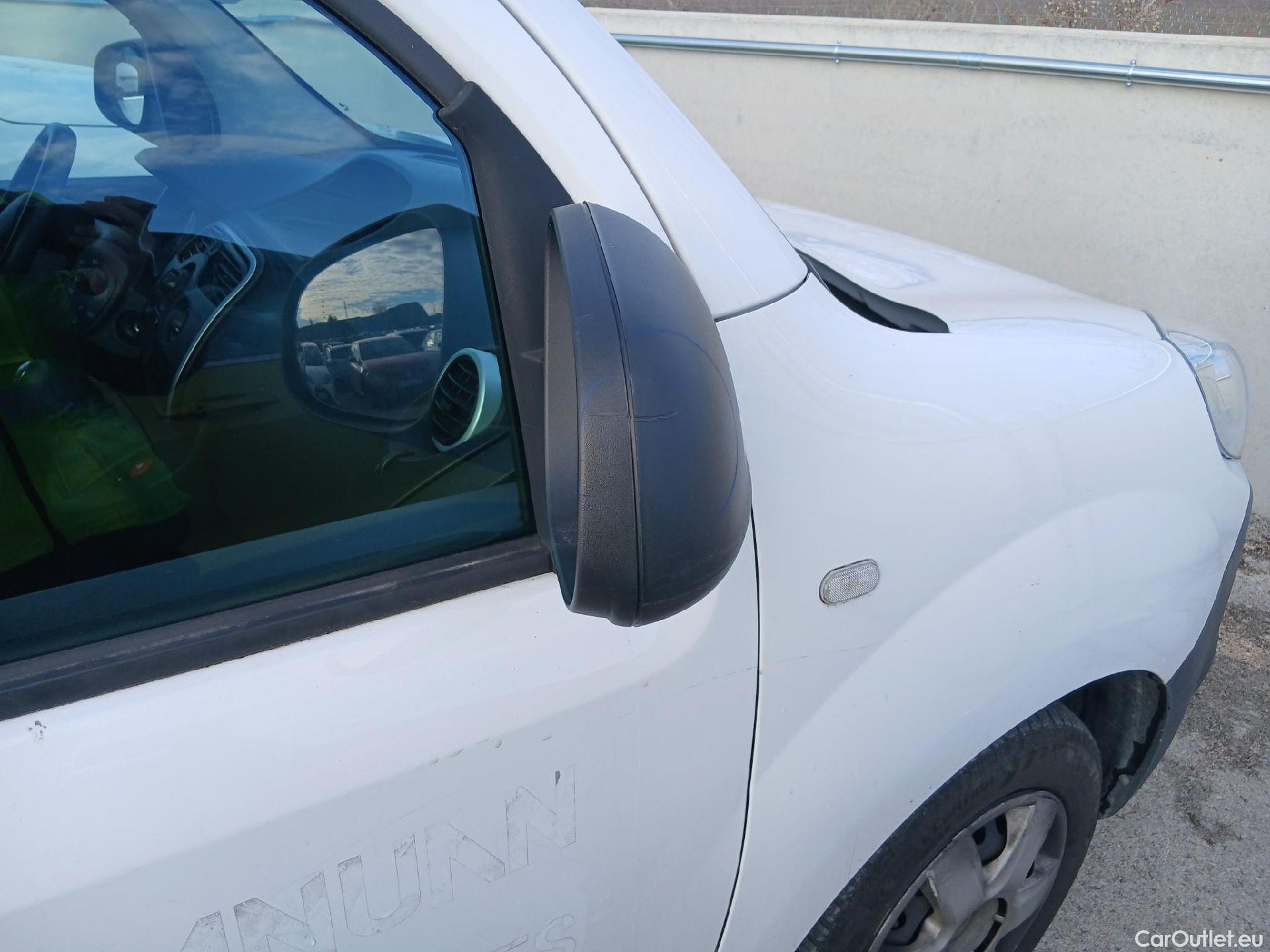  Nissan  NV200 NISSAN NV250 / 2019 / 4P / furgón 2pl 1.5dCi 59 kW (80 CV) L1H1 ÓPTIMA #35