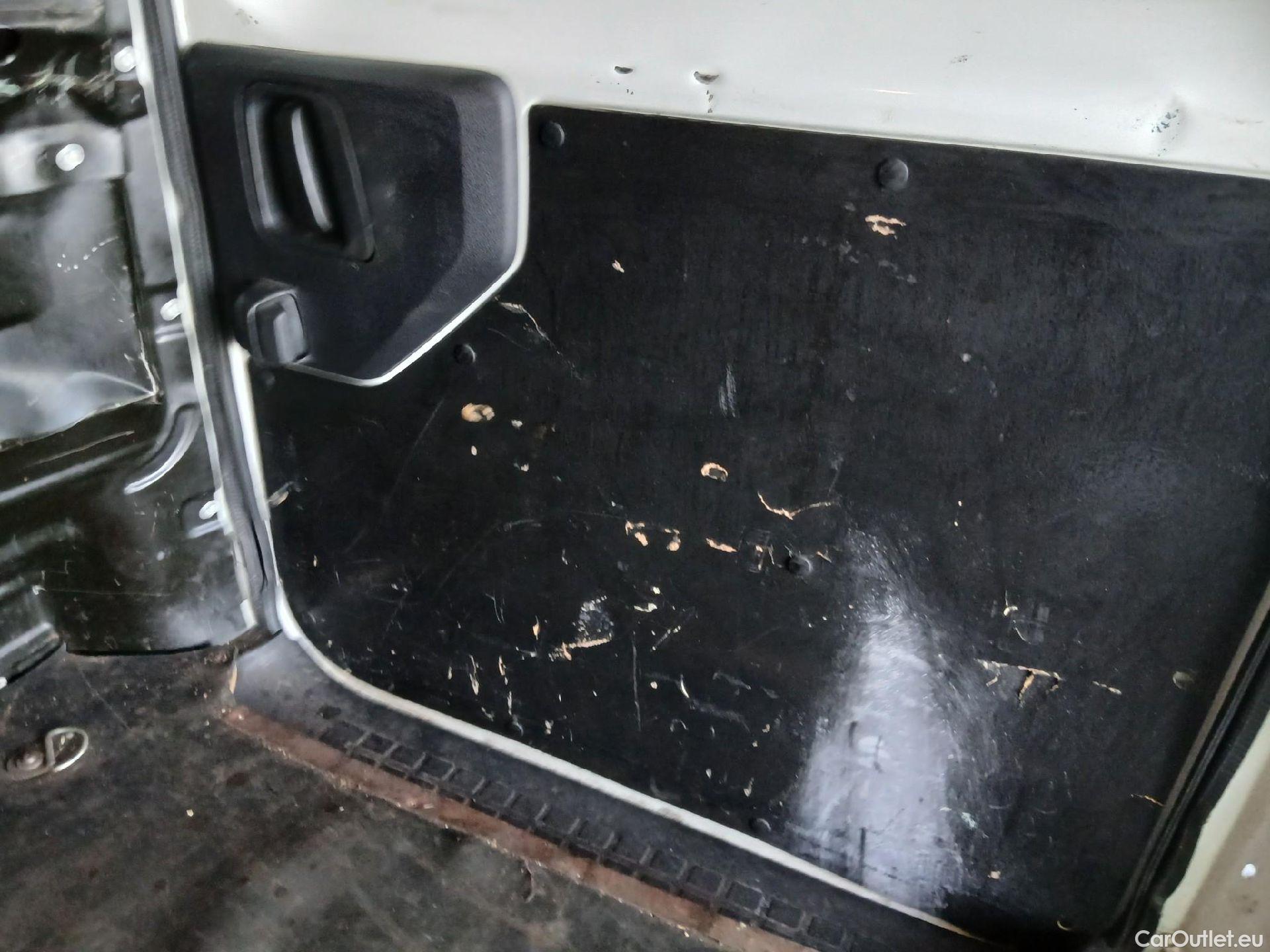  Opel  Vivaro OPEL  / 2019 / 4P / furgón 2.0 Diésel 88kW (120CV) M Inc. Select #29