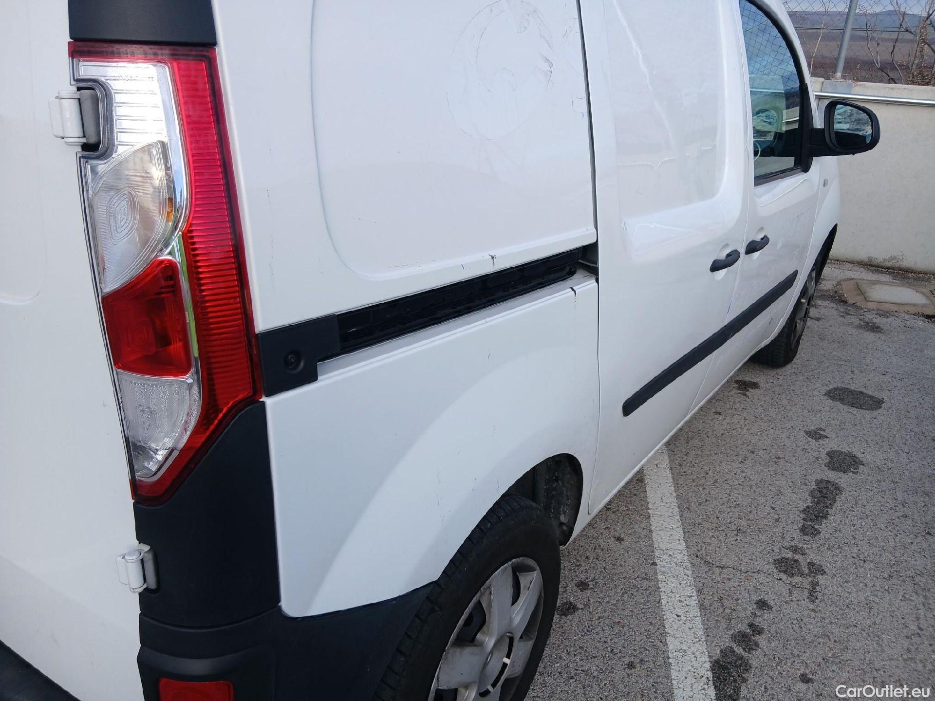  Nissan  NV200 NISSAN NV250 / 2019 / 4P / furgón 2pl 1.5dCi 59 kW (80 CV) L1H1 ÓPTIMA #29