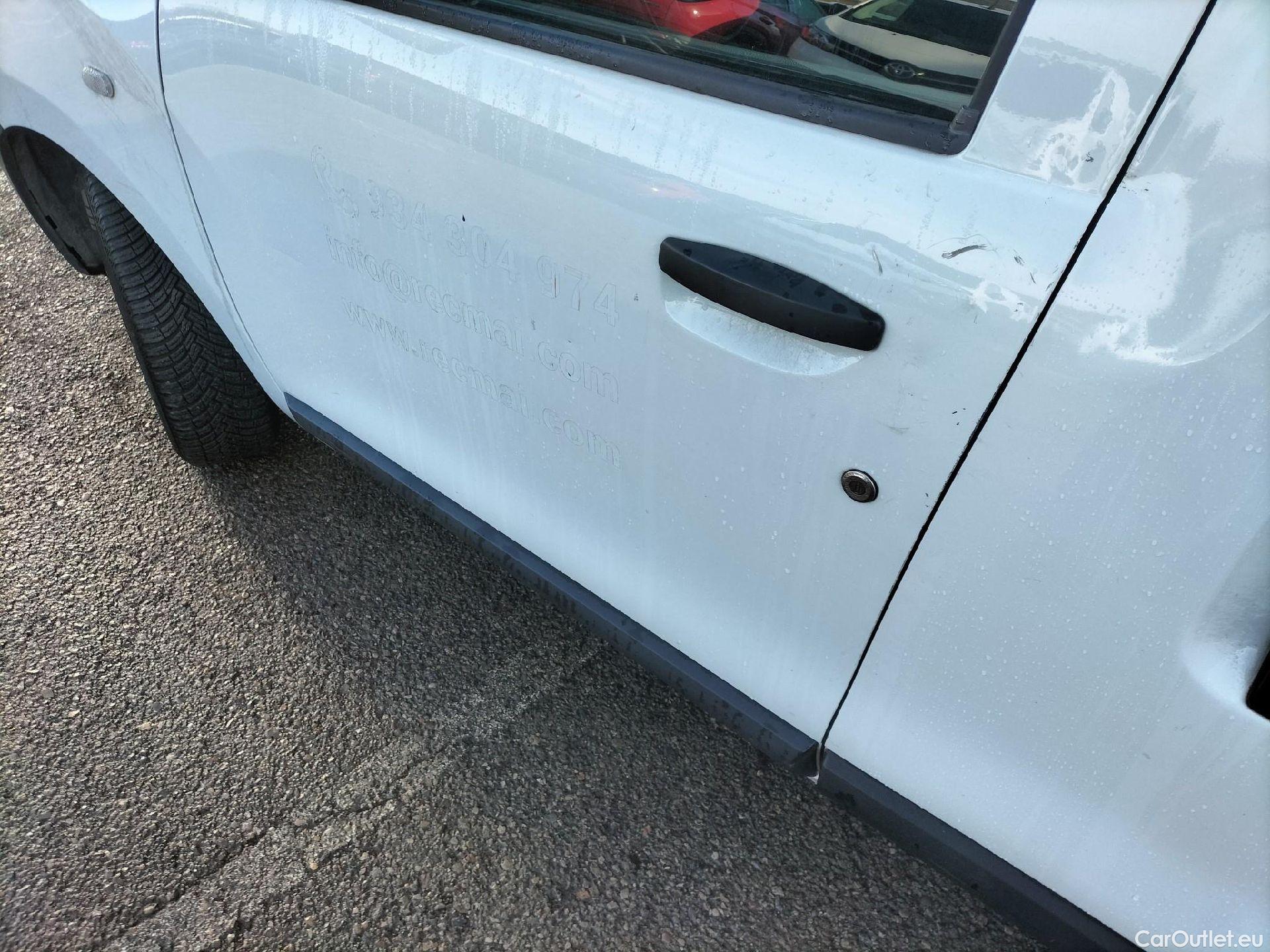  Dacia  Dokker DACIA  / 2013 / 4P / furgón derivado de turismo Van Essential 1.6 80kW (110CV) GLP #23