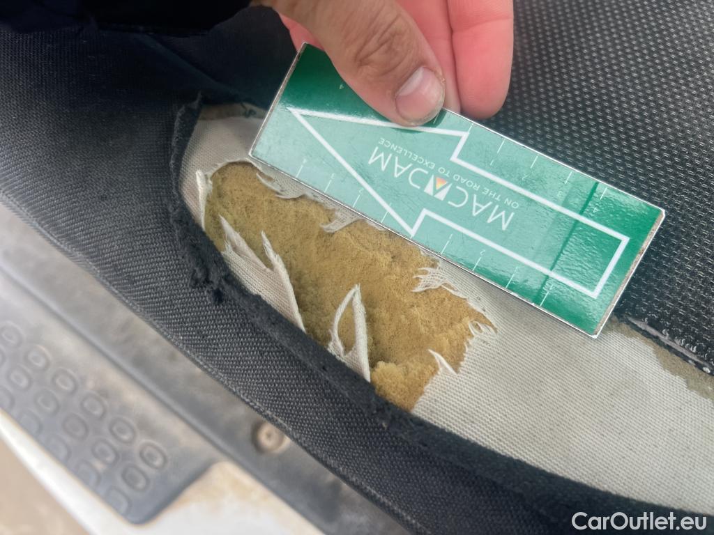  Nissan  NV400 NISSAN NT400 / 2014 / 2P / pick-up de lados abatibles 35.13/2 Básico CAL Cabina Abatible Media #26