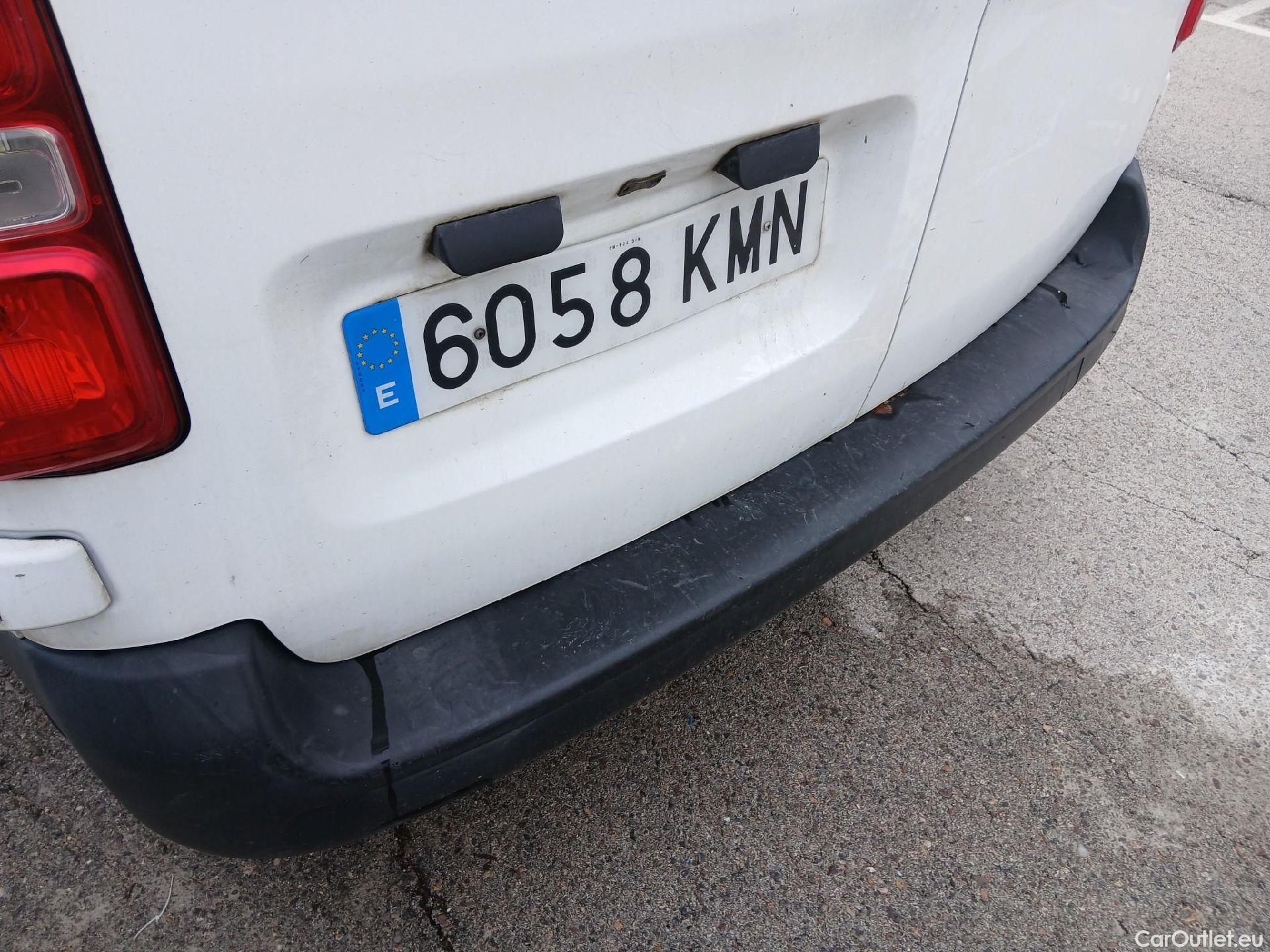  Citroen  Jumpy CITROEN  VU 4P 3G FURGÓN Talla M BlueHDi 85KW (115CV) 6v Confort #34