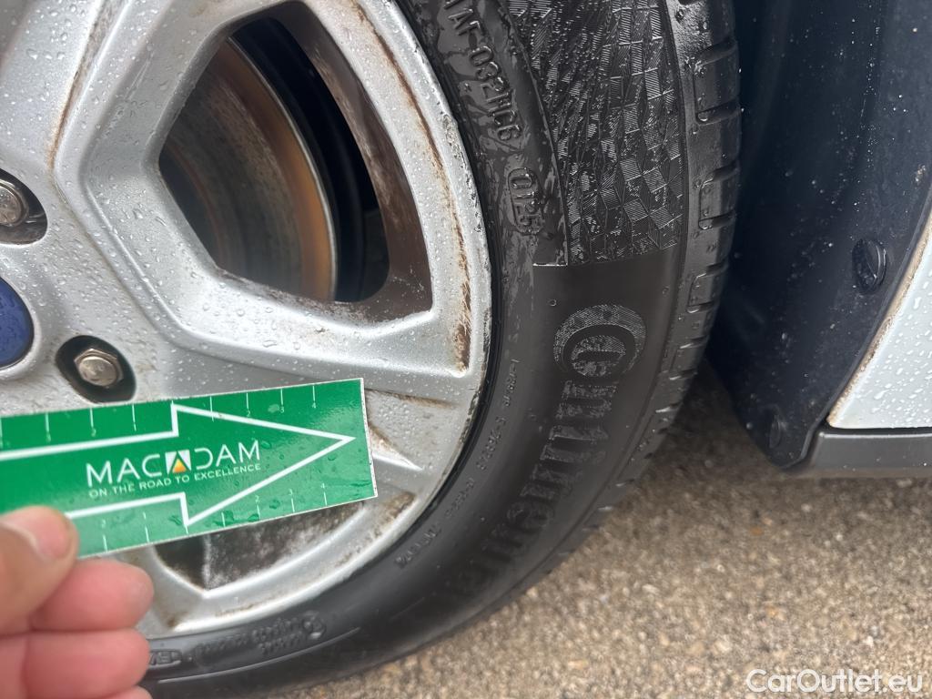  Ford  Transit FORD  Courier/2014/4P/furgón der.turis Van 1.5 TDCi 56kW Trend #42