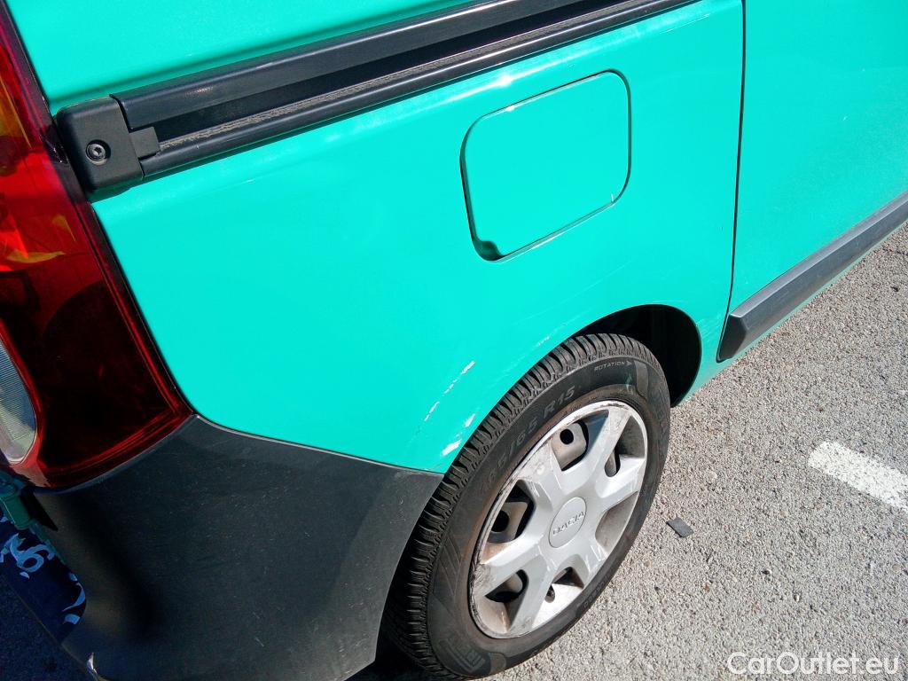  Dacia  Dokker DACIA  / 2013 / 4P / furgón derivado de turismo Essential 1.6 75kW (100CV) GLP #36