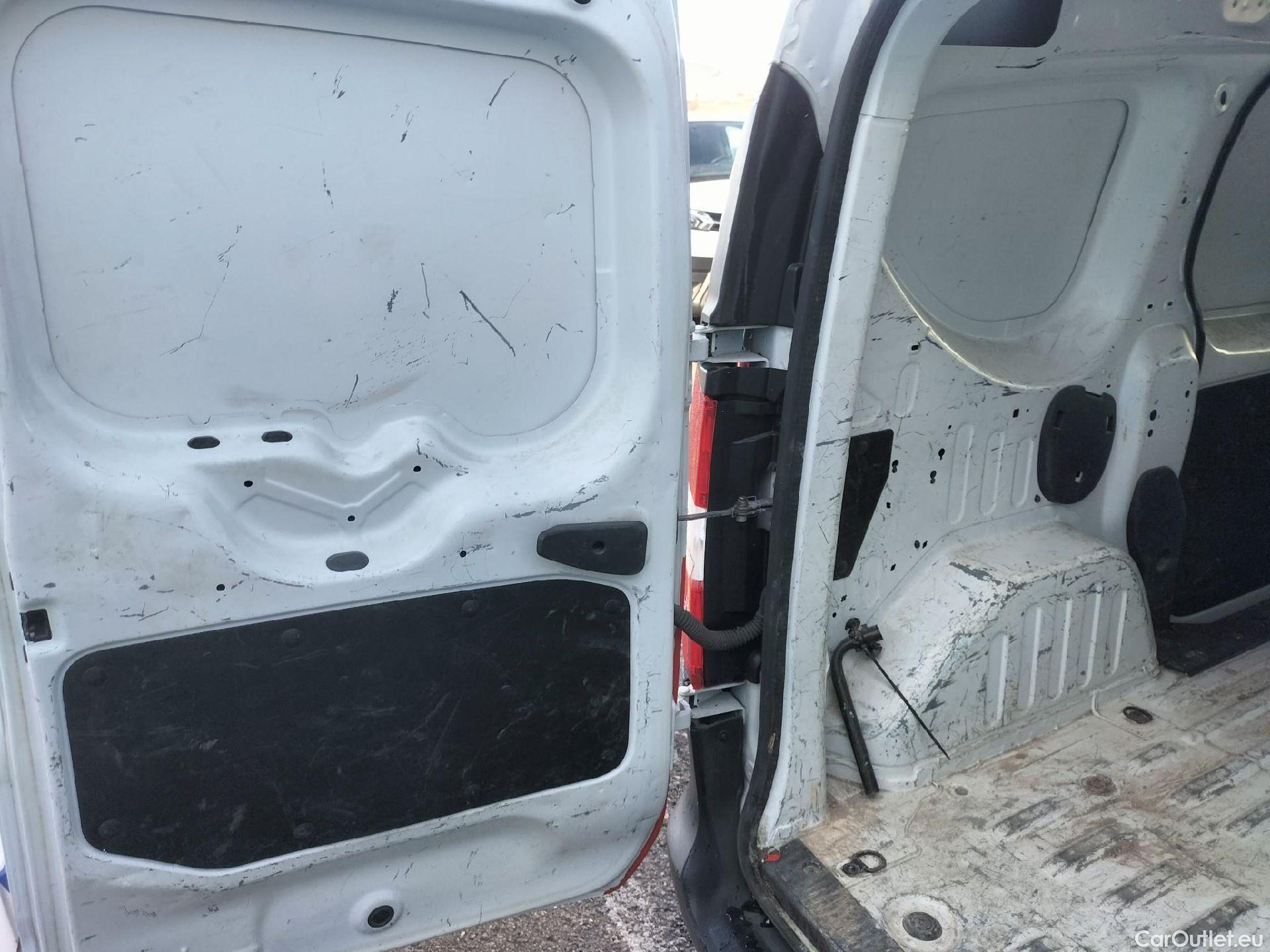  Dacia  Dokker DACIA  / 2013 / 4P / furgón derivado de turismo Van Essential 1.6 80kW (110CV) GLP #56