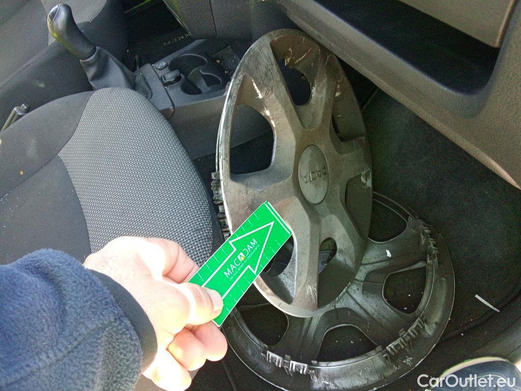  Dacia  Dokker DACIA  / 2013 / 4P / furgón derivado de turismo Essential 1.6 75kW (100CV) GLP #45