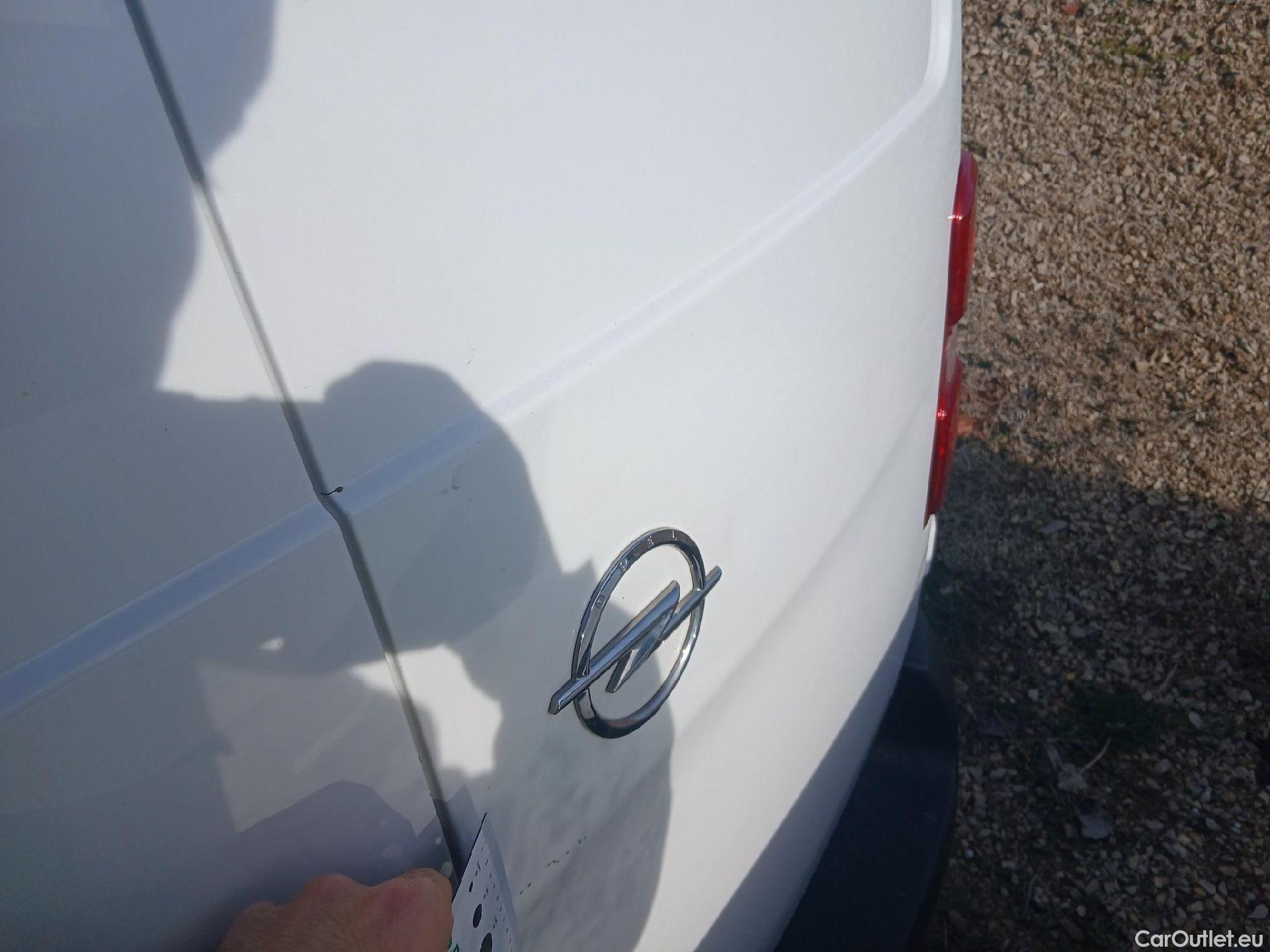  Opel  Vivaro OPEL  / 2019 / 4P / furgón 1.5 Diésel 74kW (100CV) M Std Express #15