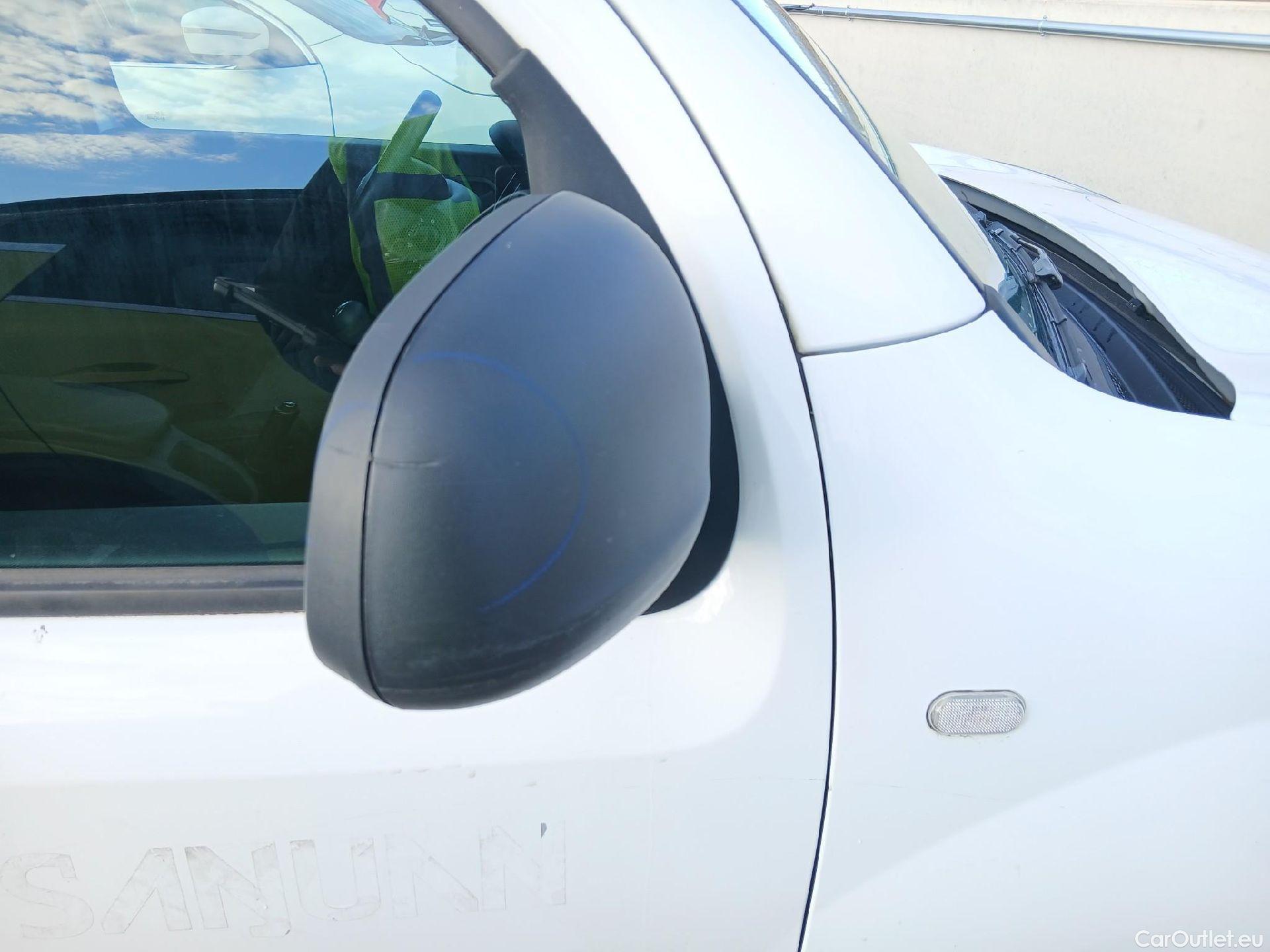  Nissan  NV200 NISSAN NV250 / 2019 / 4P / furgón 2pl 1.5dCi 59 kW (80 CV) L1H1 ÓPTIMA #38