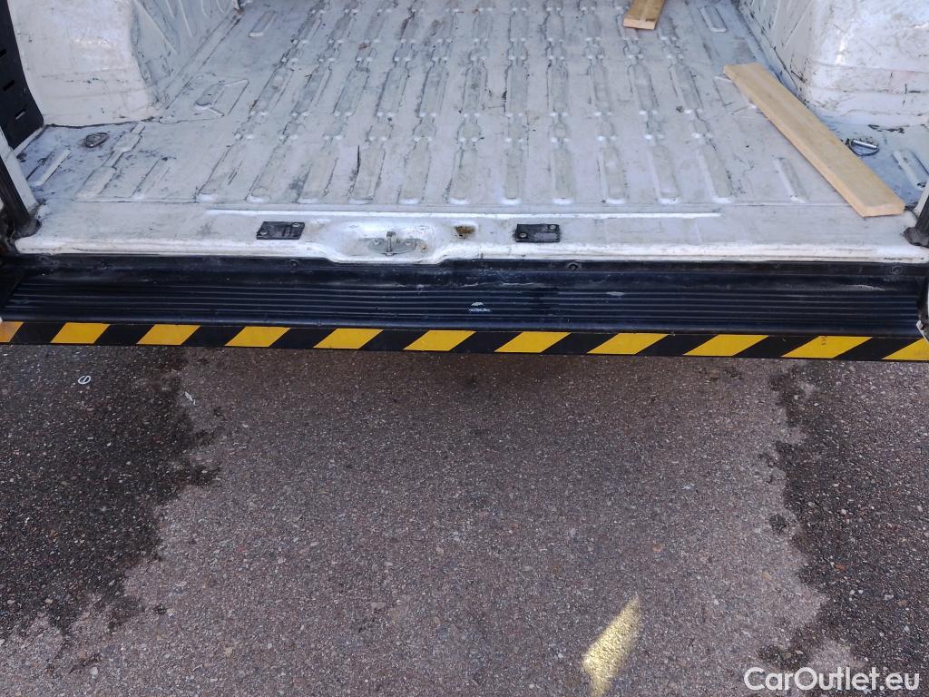  Opel  Movano OPEL  / 2021 / 4P / furgón Campaña Q2 Fgón Base L2H2 3.5T 2.2 BHDi 88kW #29