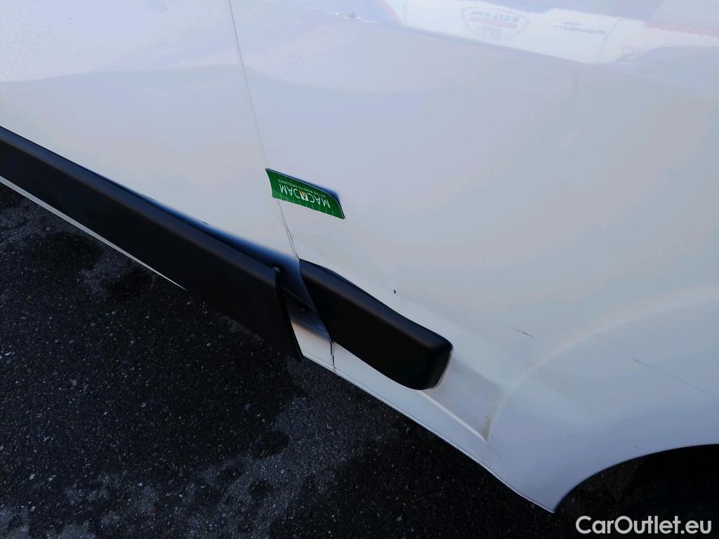  Opel  Movano OPEL  / 2021 / 4P / furgón Campaña Q2 Fgón Base L2H2 3.5T 2.2 BHDi 88kW #4