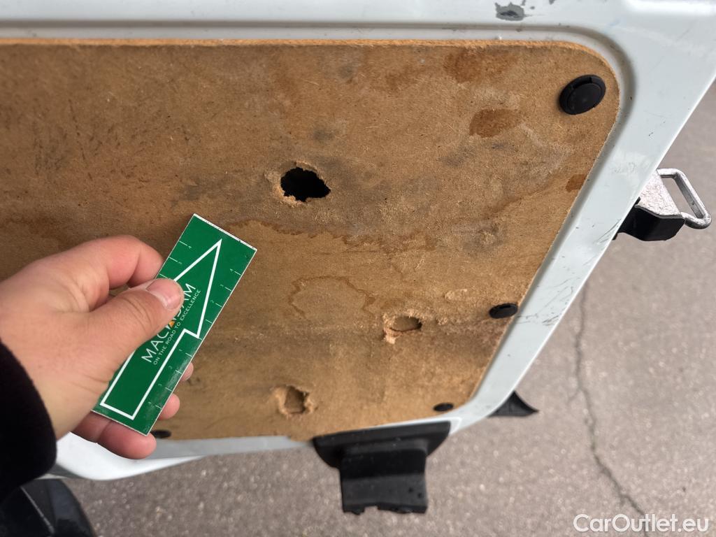  Ford  Transit FORD  Courier/2014/4P/furgón der.turis Van 1.5 TDCi 56kW Trend #50