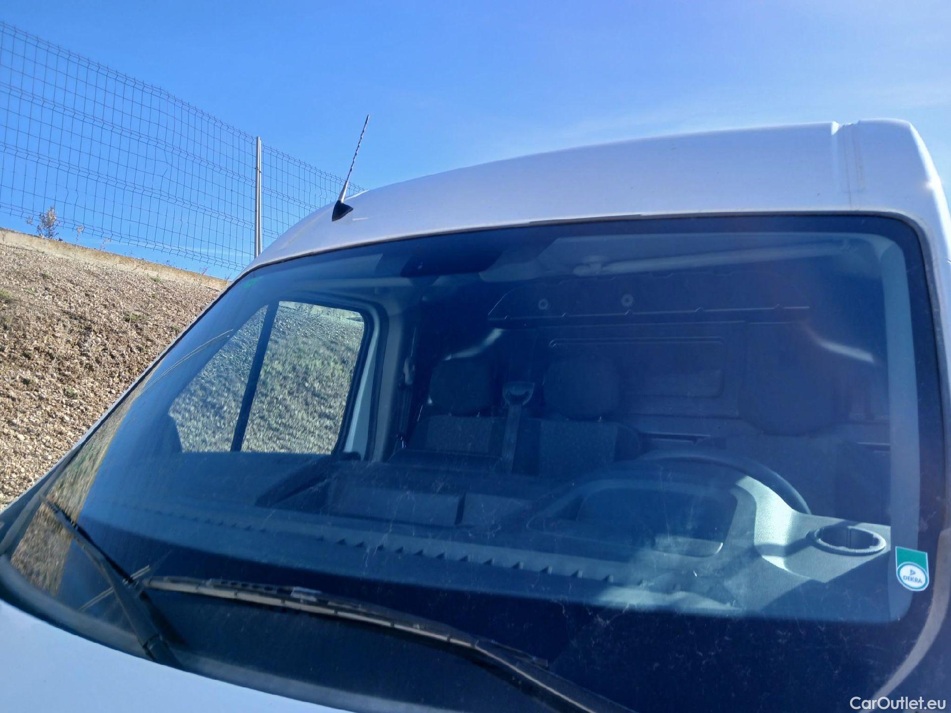  Opel  Movano OPEL  / 2019 / 4P / furgón 2.3 CDTI 99kW (135CV) L2 H2 F 3.5t (AC) #23