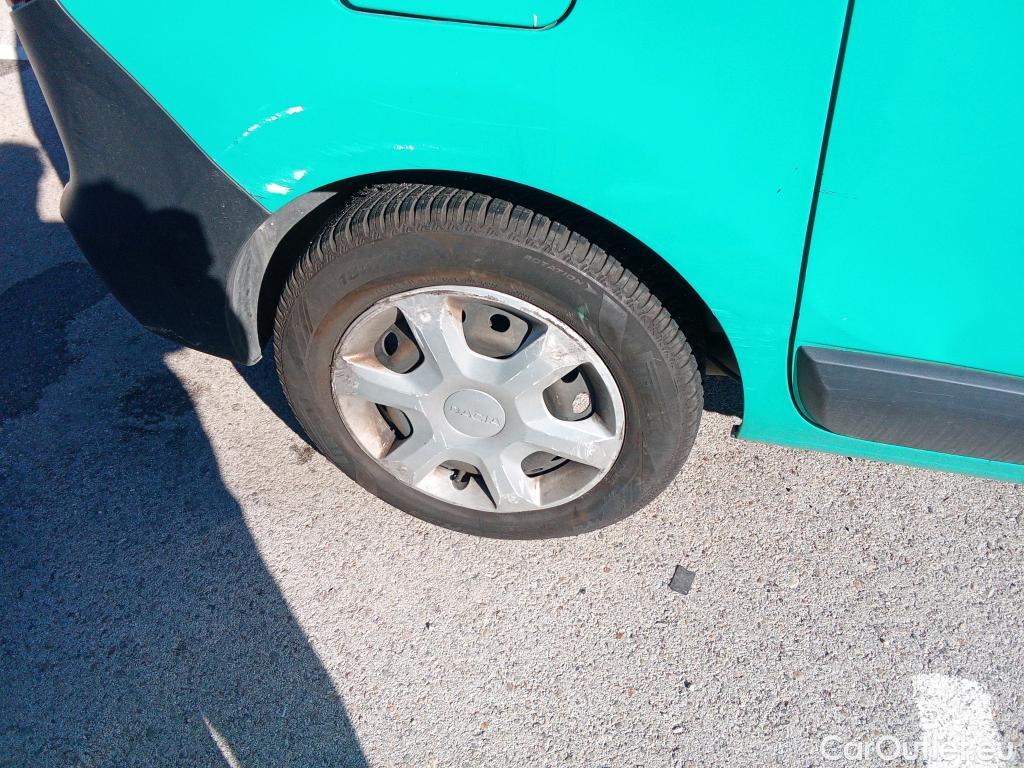  Dacia  Dokker DACIA  / 2013 / 4P / furgón derivado de turismo Essential 1.6 75kW (100CV) GLP #41