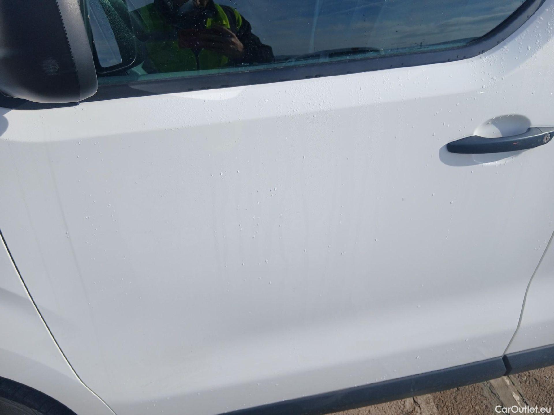  Opel  Vivaro OPEL  / 2019 / 4P / furgón 1.5 Diésel 74kW (100CV) M Std Express #8