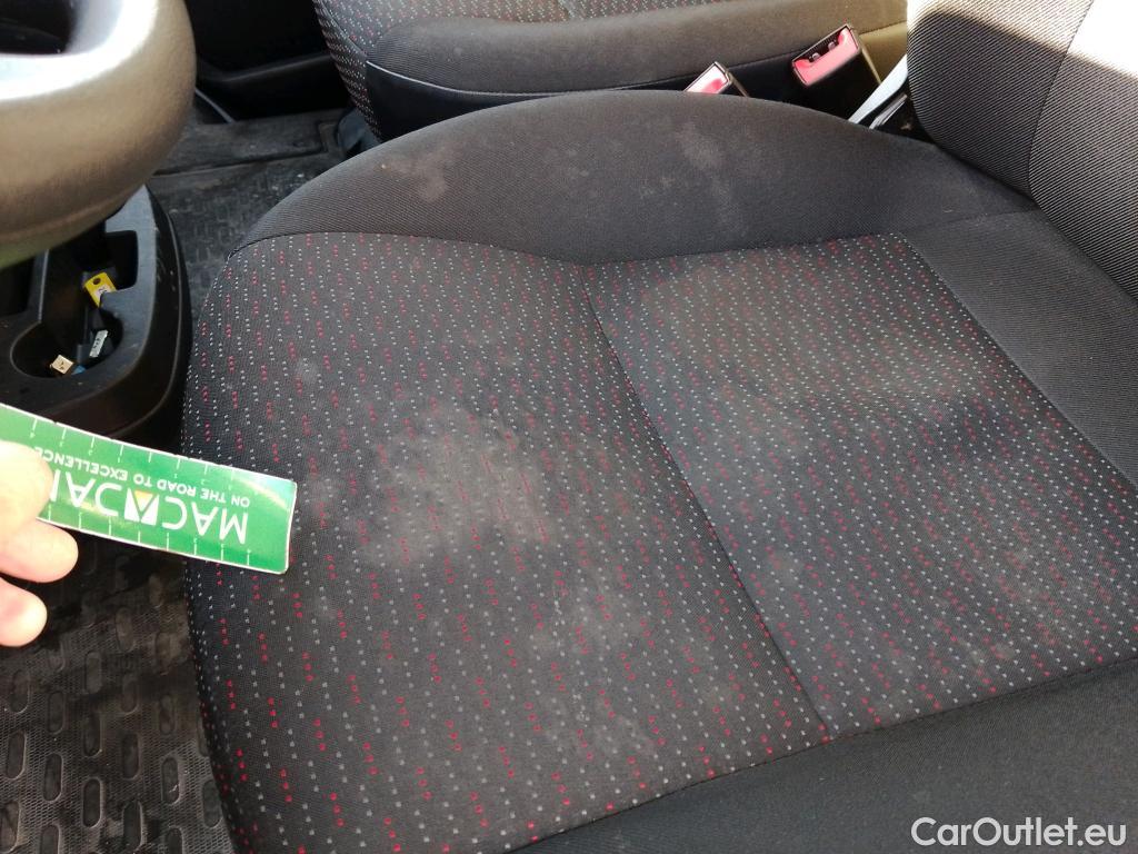  Opel  Movano OPEL  / 2021 / 4P / furgón Campaña Q2 Fgón Base L2H2 3.5T 2.2 BHDi 88kW #25