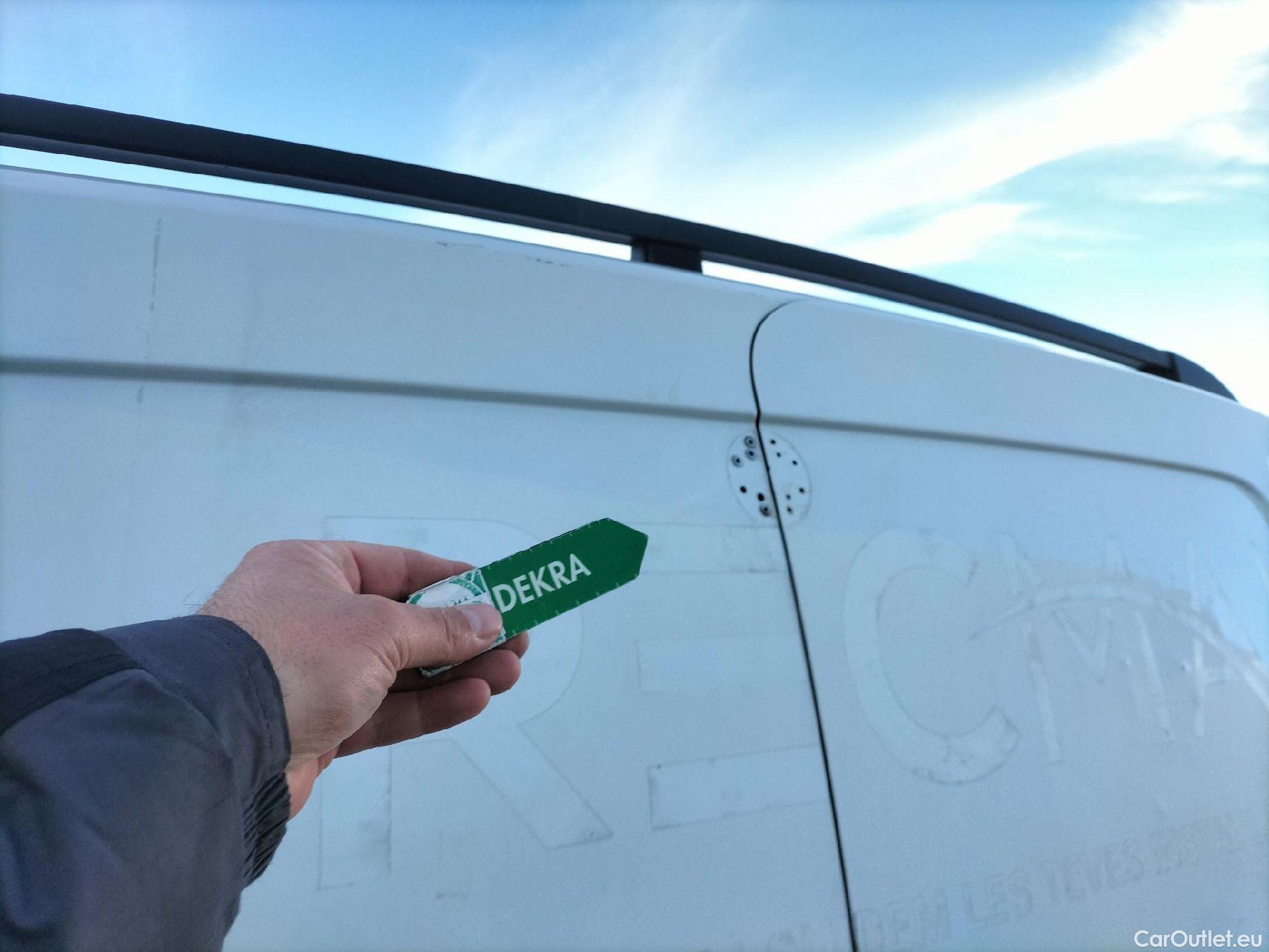  Dacia  Dokker DACIA  / 2013 / 4P / furgón derivado de turismo Van Essential 1.6 80kW (110CV) GLP #59