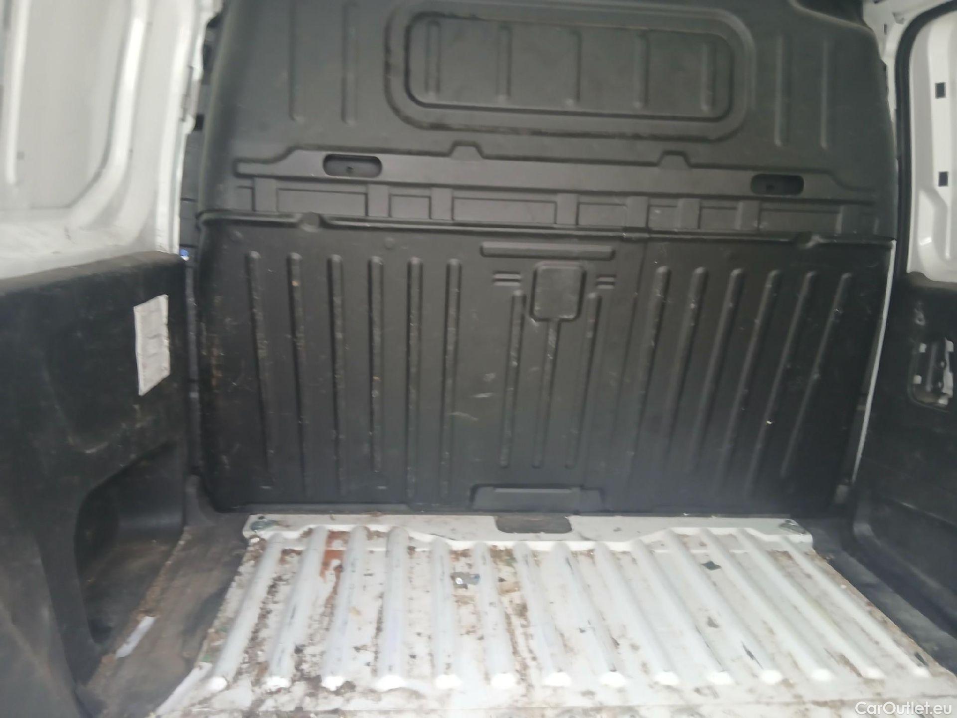  Toyota  Proace TOYOTA  City/2020/4P/furgón derivado de turismo 1.5D 75kW (100CV) GX 650kg Media #51