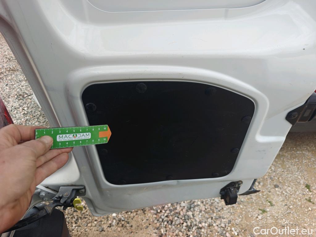  Peugeot  Partner PEUGEOT  / 2018 / 4P / furgón derivado de turismo Premium Standard 600kg BlueHDi 73kW (AC) #16