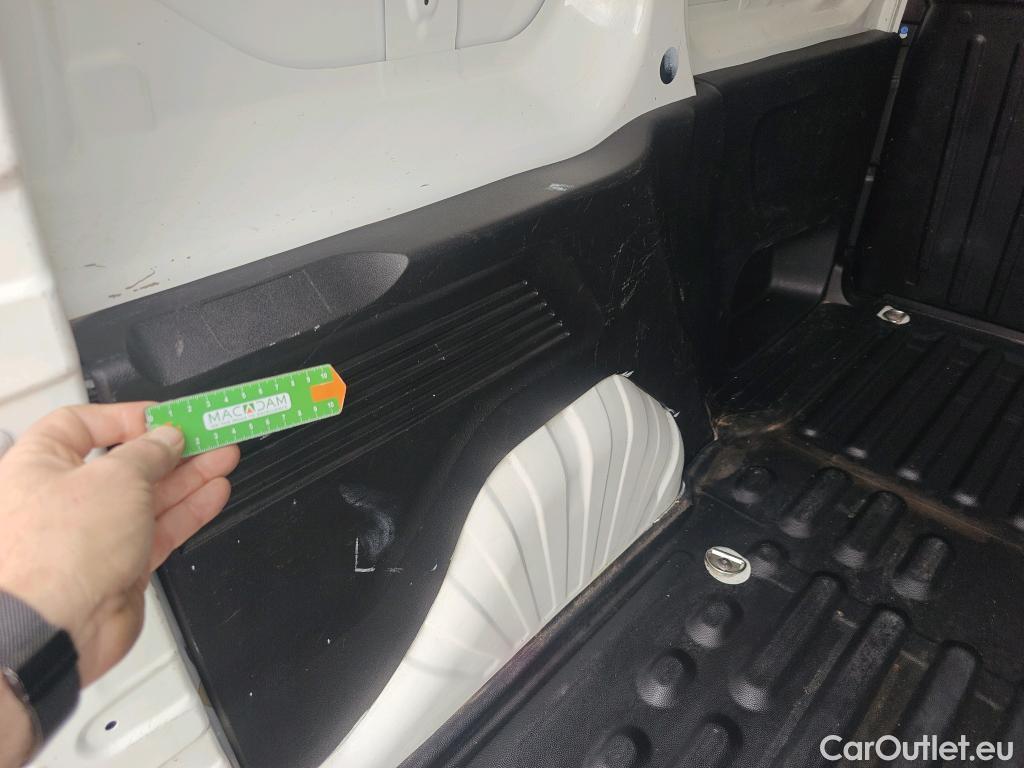  Peugeot  Partner PEUGEOT  / 2018 / 4P / furgón derivado de turismo Premium Standard 600kg BlueHDi 73kW (AC) #30