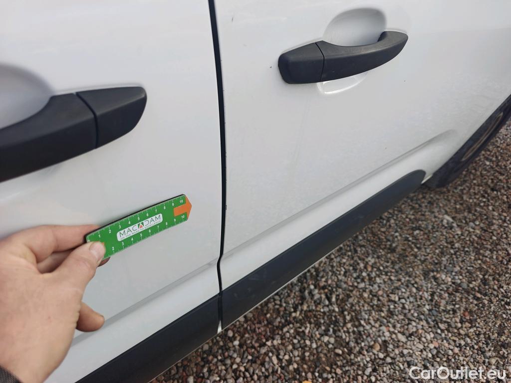  Peugeot  Partner PEUGEOT  / 2018 / 4P / furgón derivado de turismo Premium Standard 600kg BlueHDi 73kW (AC) #27