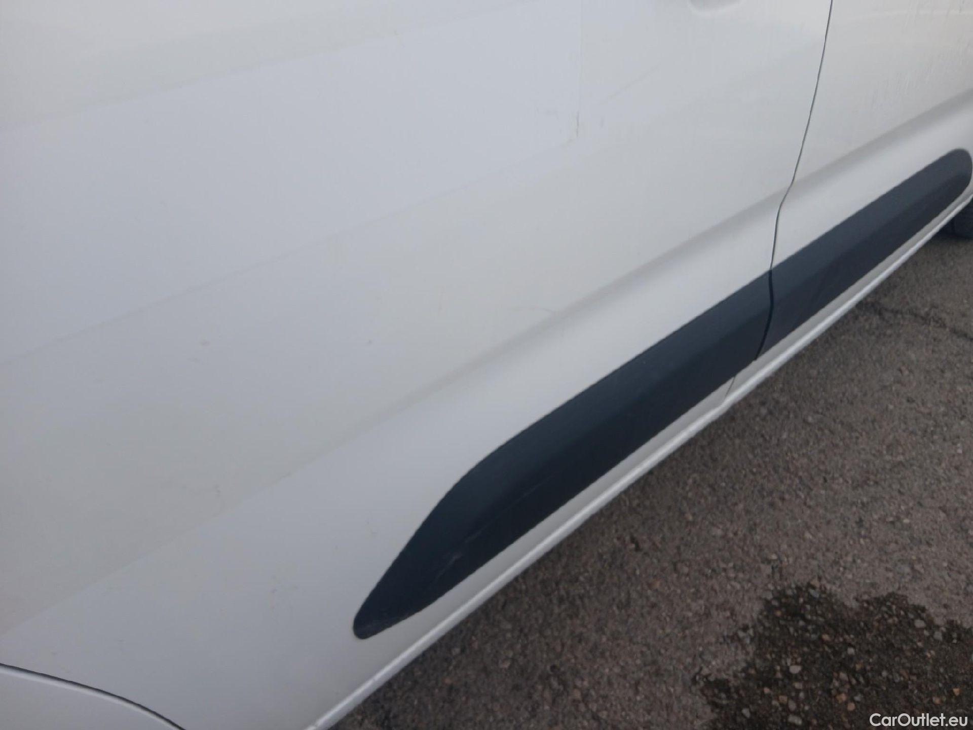  Toyota  Proace TOYOTA  City/2020/4P/furgón derivado de turismo 1.5D 75kW (100CV) GX 650kg Media #31