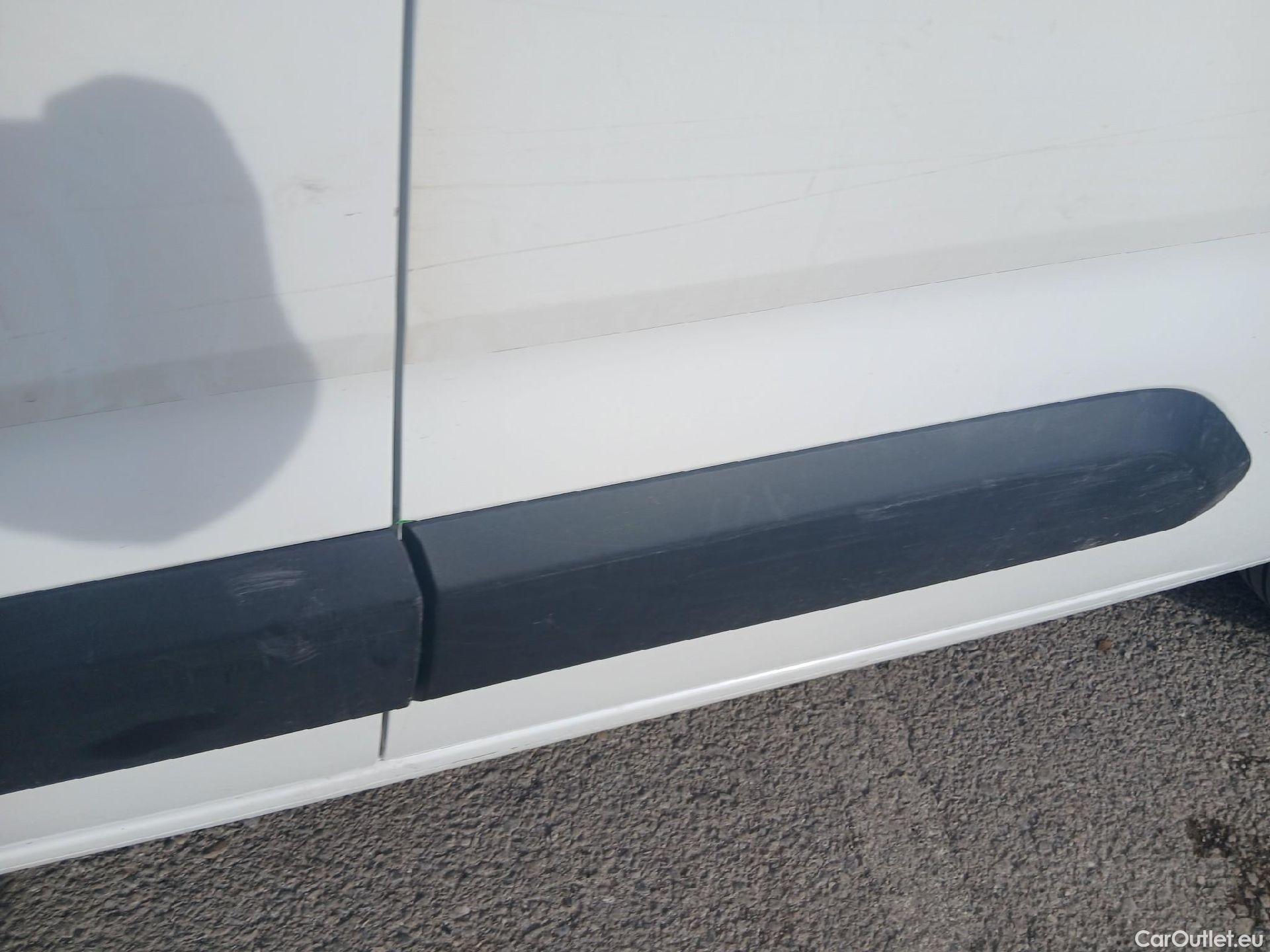  Toyota  Proace TOYOTA  City/2020/4P/furgón derivado de turismo 1.5D 75kW (100CV) GX 650kg Media #15