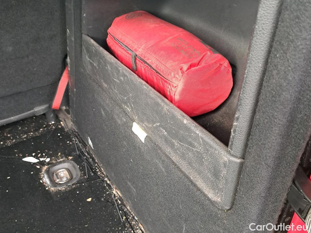  Volkswagen  Caddy VOLKSWAGEN  / 2020 / 4P / combi Kombi 2.0 TDI 75kW (102CV) #19