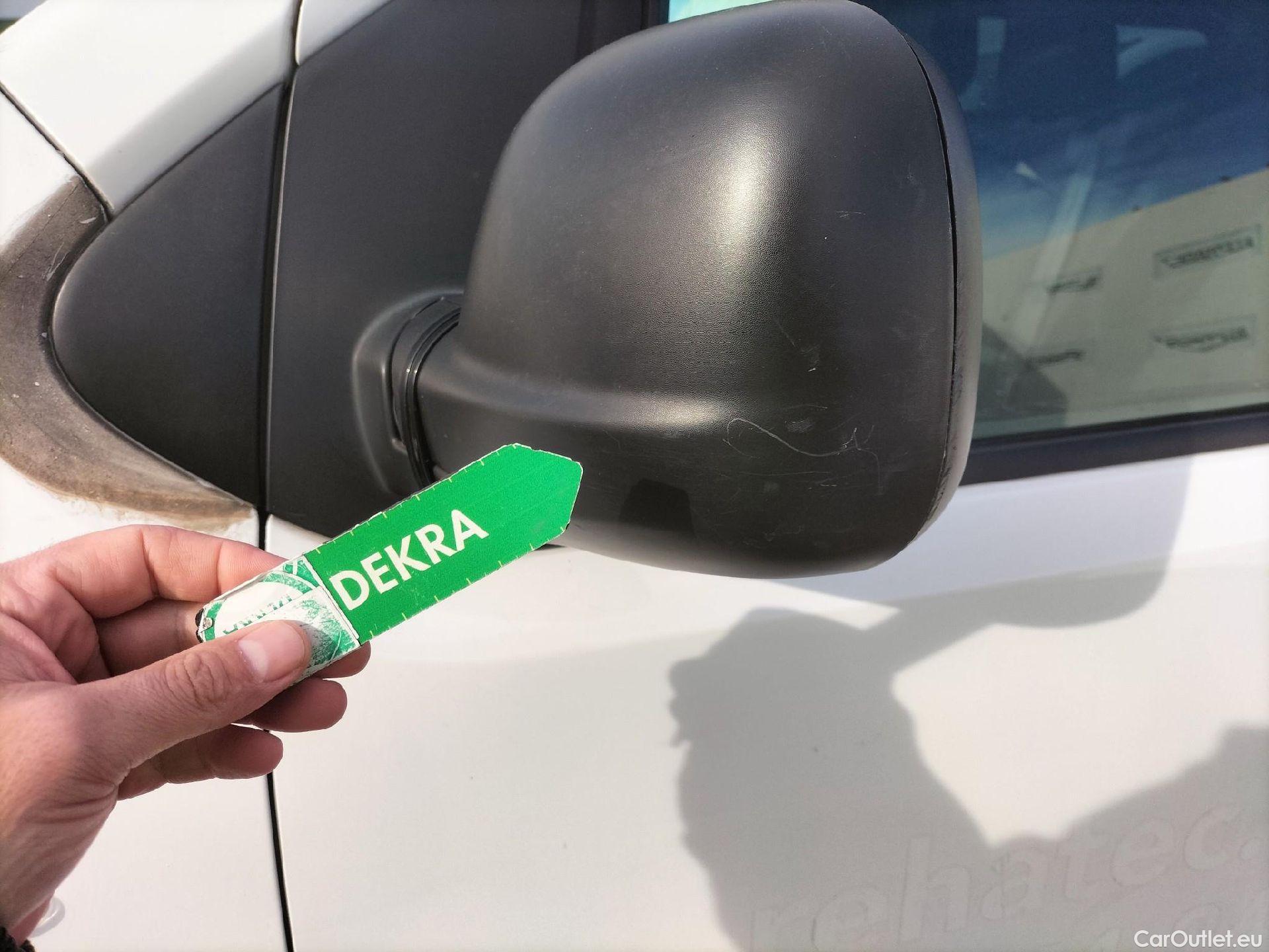  Opel  Vivaro OPEL  / 2019 / 4P / furgón 1.5 D 88kW (120CV) M Std Express M.P. DC #15