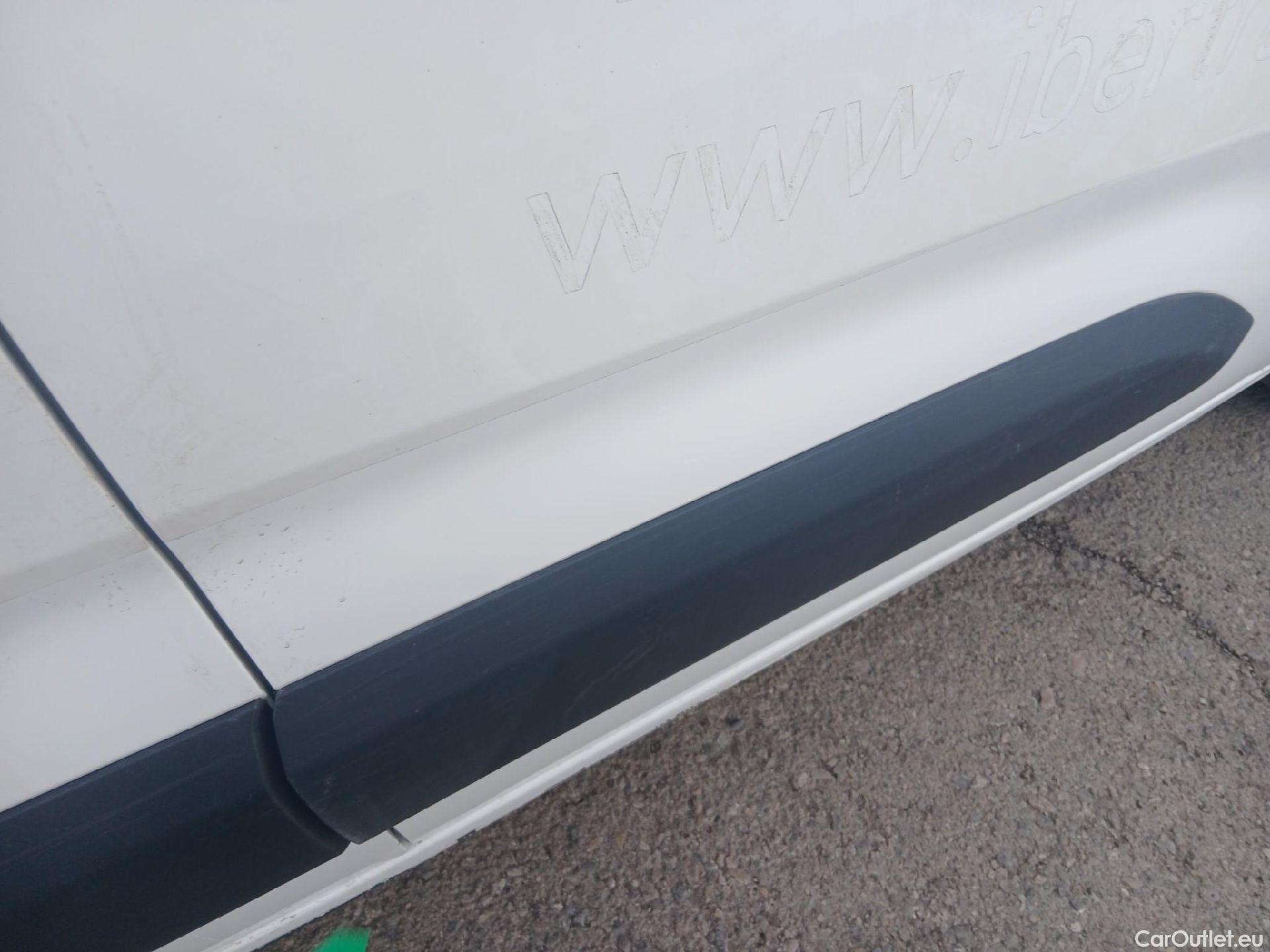  Toyota  Proace TOYOTA  City/2020/4P/furgón derivado de turismo 1.5D 75kW (100CV) GX 650kg Media #35