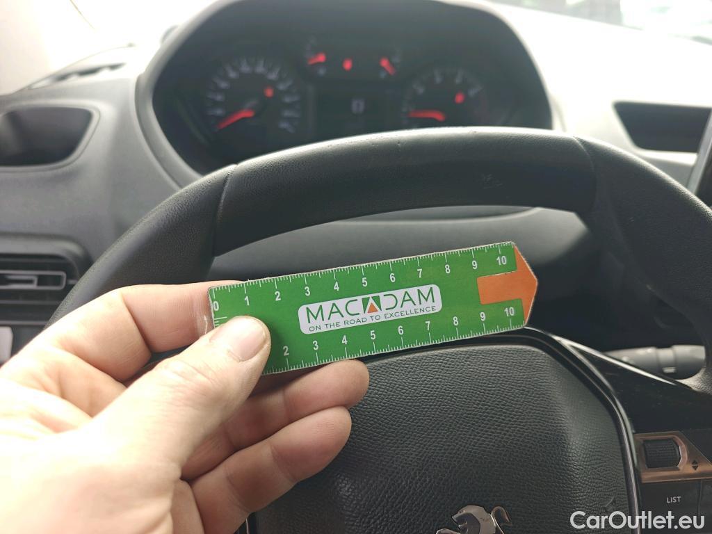  Peugeot  Partner PEUGEOT  / 2018 / 4P / furgón derivado de turismo Premium Standard 600kg BlueHDi 73kW (AC) #12